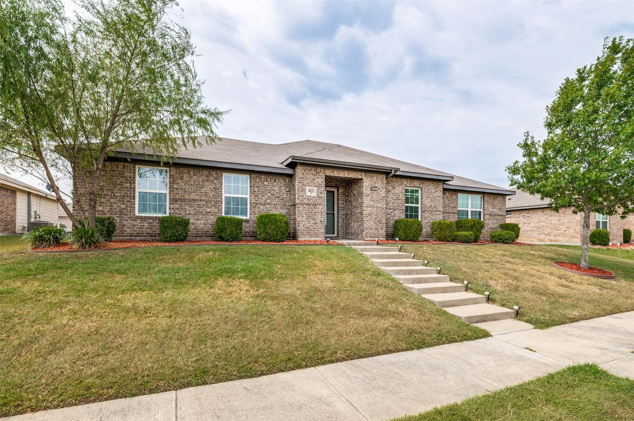 Single Family Residence For Sale in Dallas County , 4022 Meadow Canyon Drive, Lancaster, Texas 75146, 4 Bedroom, 2 Bathroom, 2 Garage spaces, 2,297 Sqft, built in 2017, mls#21372039, Real Estate Agent in Lancaster, Homes For Sale in Dallas county, Homes For Sale in Lancaster, Realtor in Lancaster Texas, Real Estate Brokerage Independent Realty Texas, Luminita Cordes Realtor