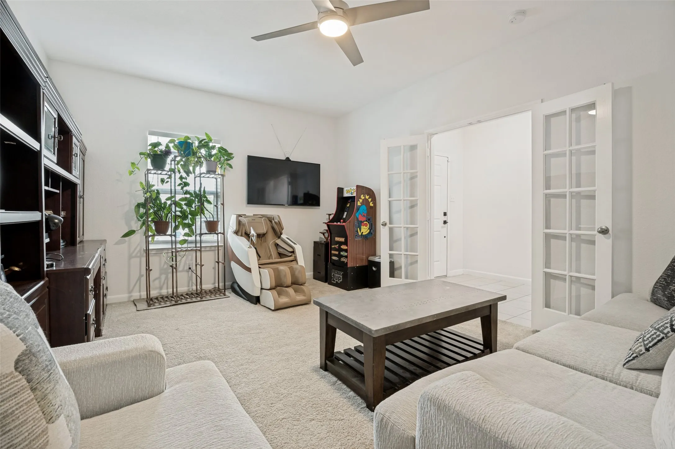 Single Family Residence For Sale in Dallas County , 4022 Meadow Canyon Drive, Lancaster, Texas 75146, 4 Bedroom, 2 Bathroom, 2 Garage spaces, 2,297 Sqft, built in 2017, mls#21372039, Real Estate Agent in Lancaster, Homes For Sale in Dallas county, Homes For Sale in Lancaster, Realtor in Lancaster Texas, Real Estate Brokerage Independent Realty Texas, Luminita Cordes Realtor