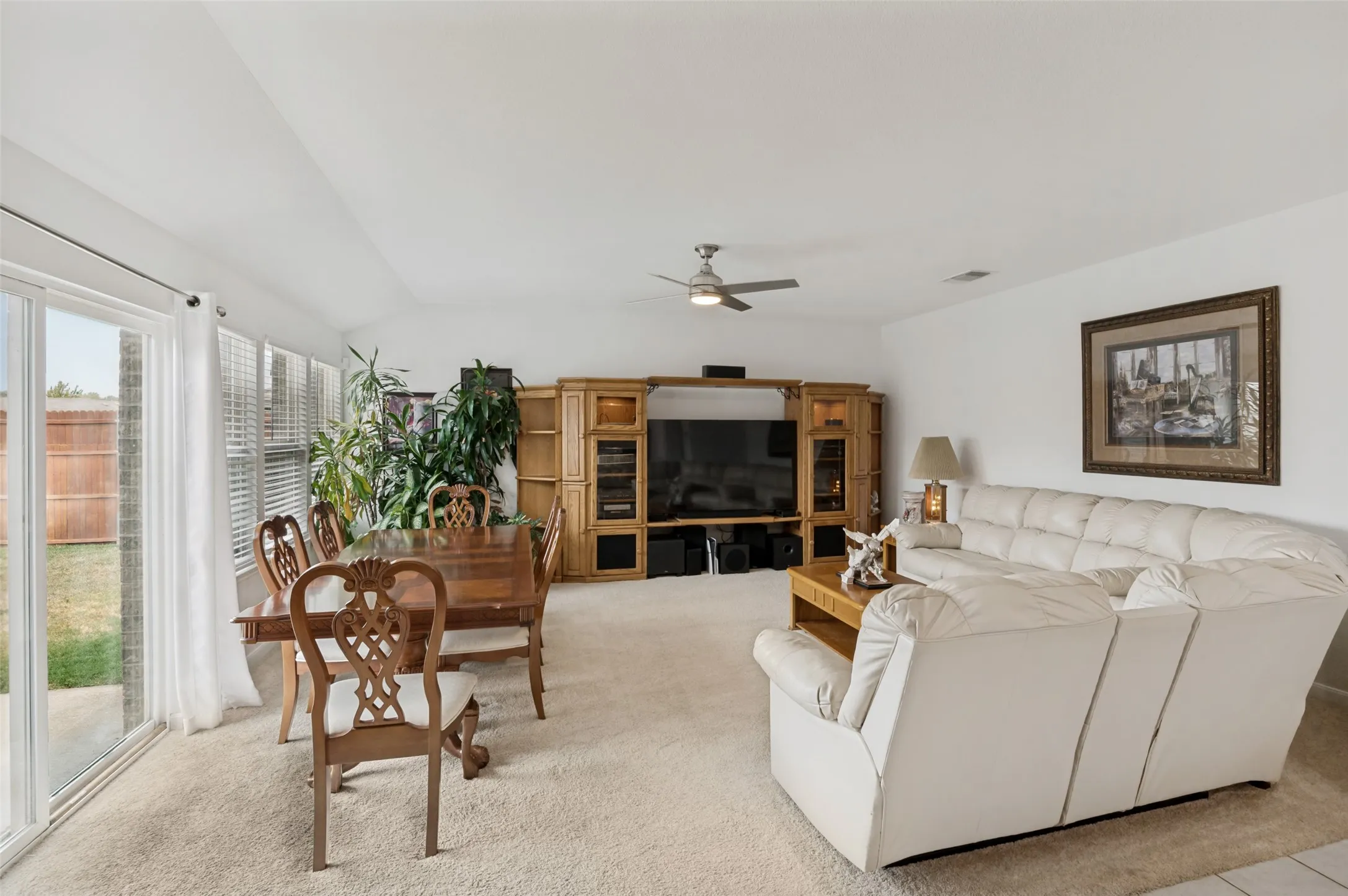 Single Family Residence For Sale in Dallas County , 4022 Meadow Canyon Drive, Lancaster, Texas 75146, 4 Bedroom, 2 Bathroom, 2 Garage spaces, 2,297 Sqft, built in 2017, mls#21372039, Real Estate Agent in Lancaster, Homes For Sale in Dallas county, Homes For Sale in Lancaster, Realtor in Lancaster Texas, Real Estate Brokerage Independent Realty Texas, Luminita Cordes Realtor