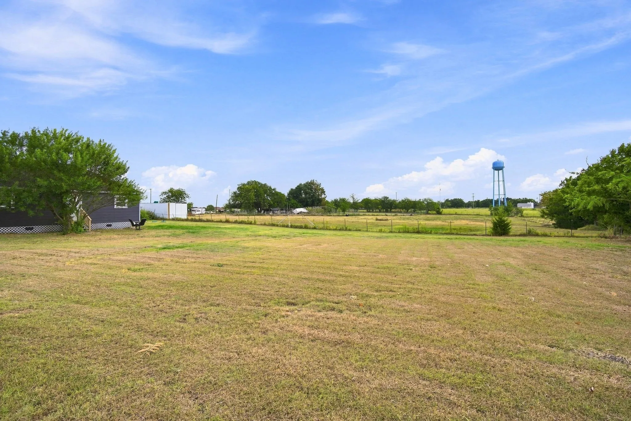 Single Family Residence For Sale in Navarro County , 6575 W State Highway 31, Corsicana, Texas 75110, 3 Bedroom, 2 Bathroom, Garage spaces, 1,264 Sqft, built in 0, mls#21372314, Real Estate Agent in Corsicana, Homes For Sale in Navarro county, Homes For Sale in Corsicana, Realtor in Corsicana Texas, Real Estate Brokerage Independent Realty Texas, Luminita Cordes Realtor
