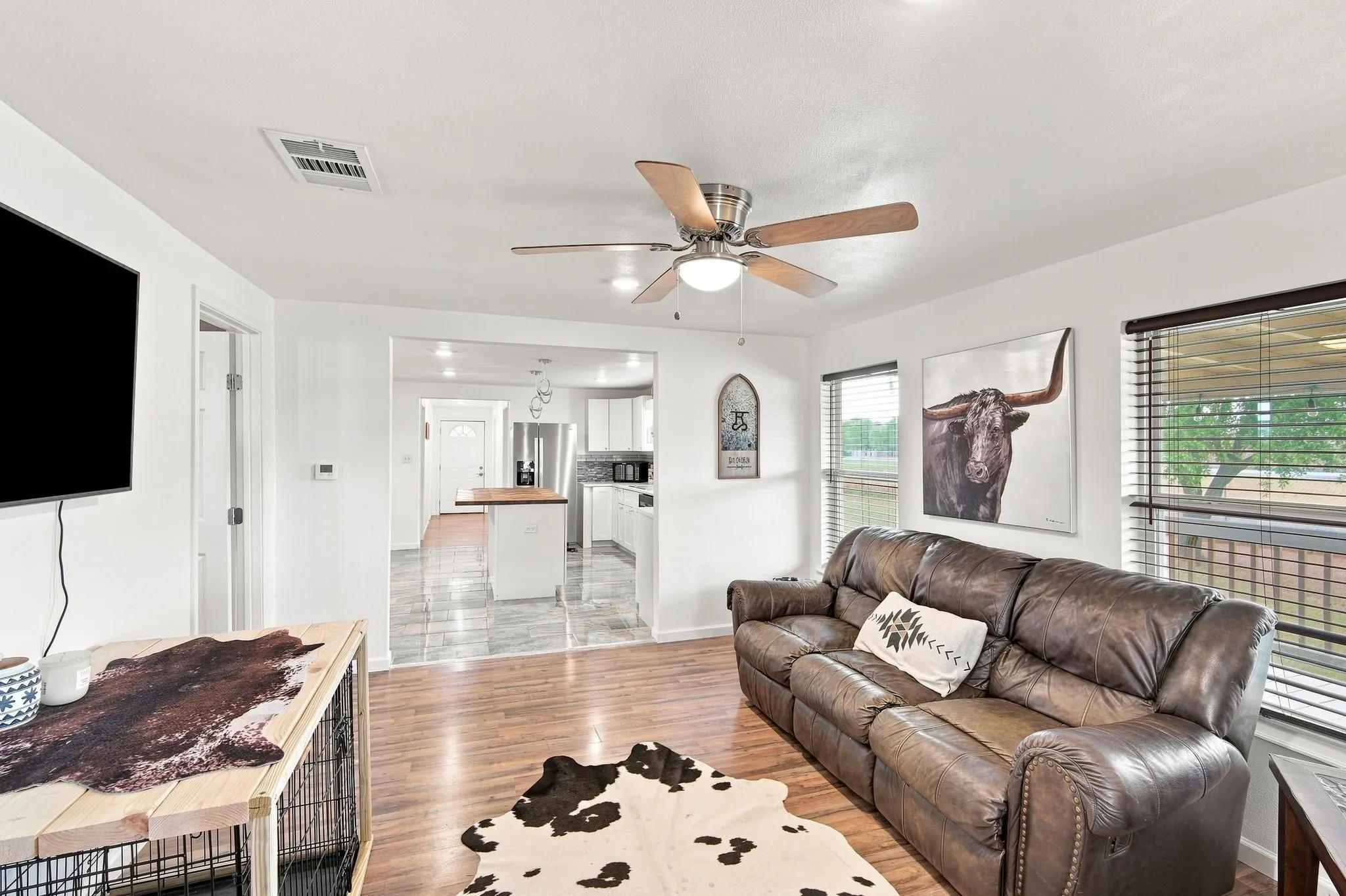 Single Family Residence For Sale in Navarro County , 6575 W State Highway 31, Corsicana, Texas 75110, 3 Bedroom, 2 Bathroom, Garage spaces, 1,264 Sqft, built in 0, mls#21372314, Real Estate Agent in Corsicana, Homes For Sale in Navarro county, Homes For Sale in Corsicana, Realtor in Corsicana Texas, Real Estate Brokerage Independent Realty Texas, Luminita Cordes Realtor