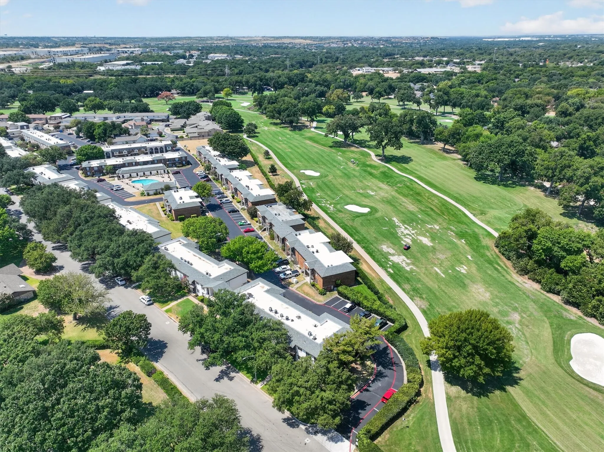 Condominium For Sale in Tarrant County , 4000 Ridglea Country Club Drive 102, Fort Worth, Texas 76126, 2 Bedroom, 2 Bathroom, Garage spaces, 1,392 Sqft, built in 1968, mls#21370884, Real Estate Agent in Fort Worth, Homes For Sale in Tarrant county, Homes For Sale in Fort Worth, Realtor in Fort Worth Texas, Real Estate Brokerage Independent Realty Texas, Luminita Cordes Realtor