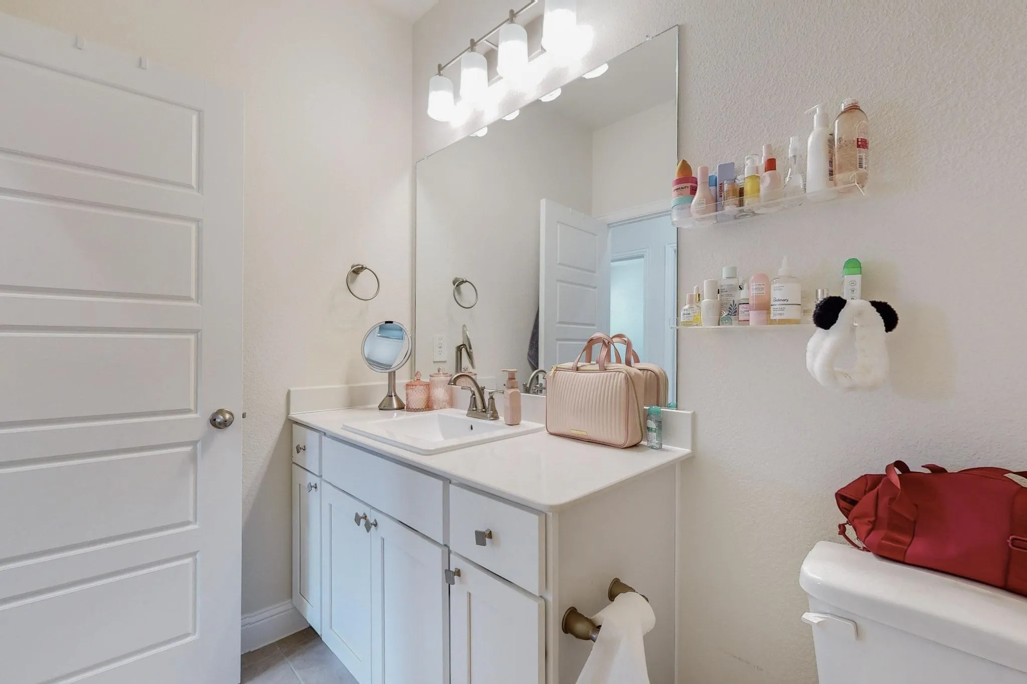Townhouse For Sale in Dallas County , 12977 Wymeth Drive, Farmers Branch, Texas 75234, 3 Bedroom, 3 Bathroom, 2 Garage spaces, 1,863 Sqft, built in 2022, mls#21356328, Real Estate Agent in Farmers Branch, Homes For Sale in Dallas county, Homes For Sale in Farmers Branch, Realtor in Farmers Branch Texas, Real Estate Brokerage Independent Realty Texas, Luminita Cordes Realtor