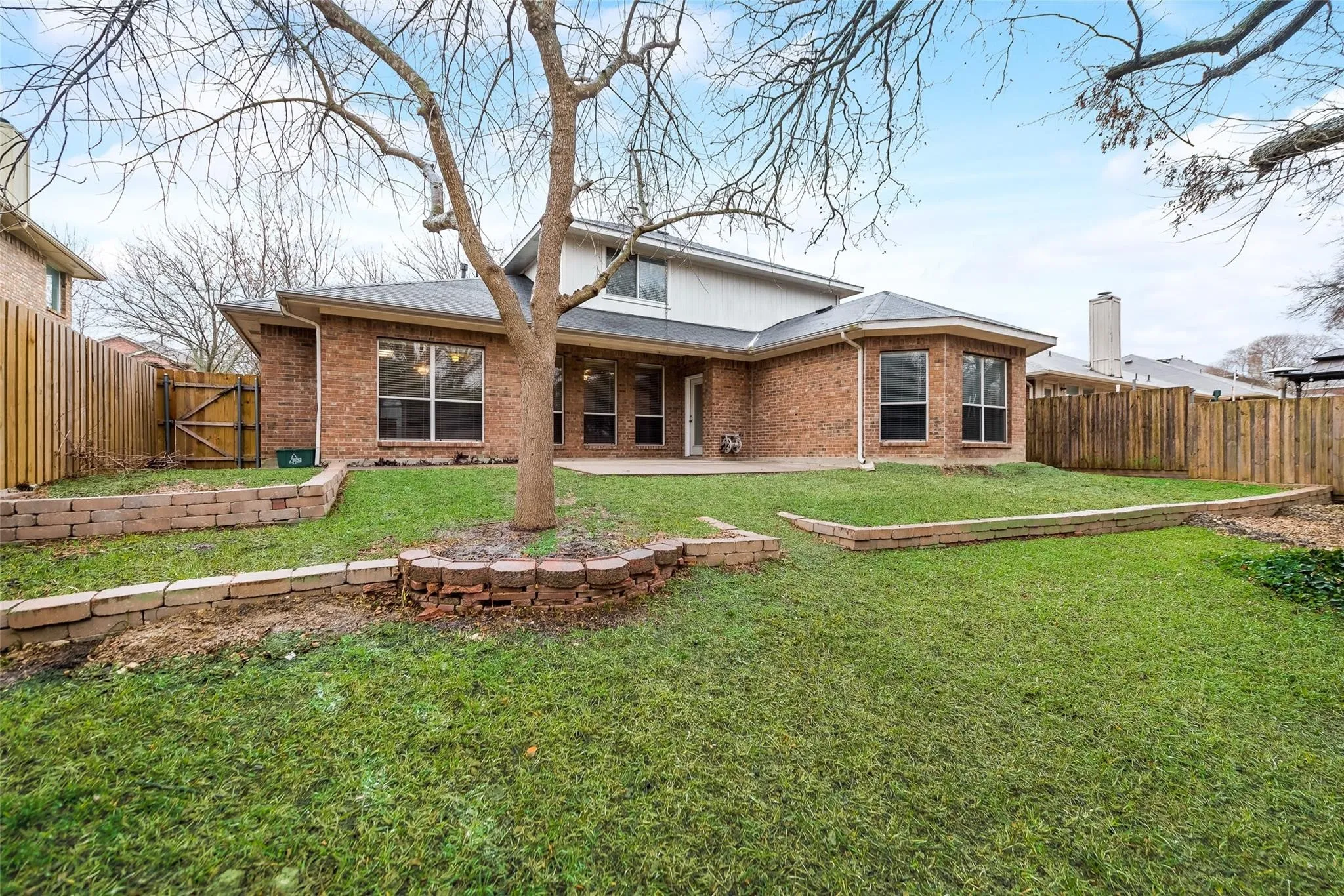 Single Family Residence For Rent in Rockwall County , 913 Wisperwood Drive, Rockwall, Texas 75087, 4 Bedroom, 3 Bathroom, 2 Garage spaces, 2,795 Sqft, built in 2000, mls#21367398, Real Estate Agent in Rockwall, Homes For Rent in Rockwall county, Homes For Rent in Rockwall, Realtor in Rockwall Texas, Real Estate Brokerage Independent Realty Texas, Luminita Cordes Realtor