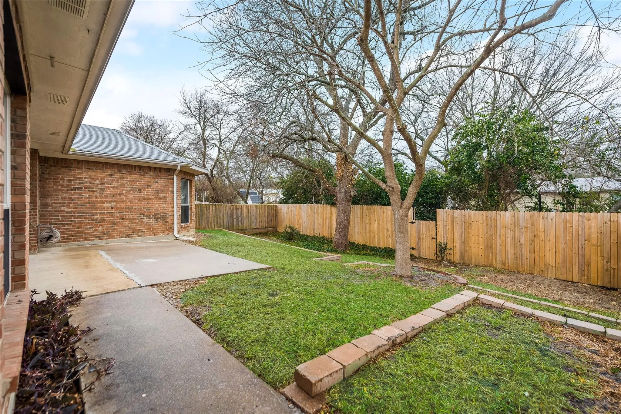 Single Family Residence For Rent in Rockwall County , 913 Wisperwood Drive, Rockwall, Texas 75087, 4 Bedroom, 3 Bathroom, 2 Garage spaces, 2,795 Sqft, built in 2000, mls#21367398, Real Estate Agent in Rockwall, Homes For Rent in Rockwall county, Homes For Rent in Rockwall, Realtor in Rockwall Texas, Real Estate Brokerage Independent Realty Texas, Luminita Cordes Realtor