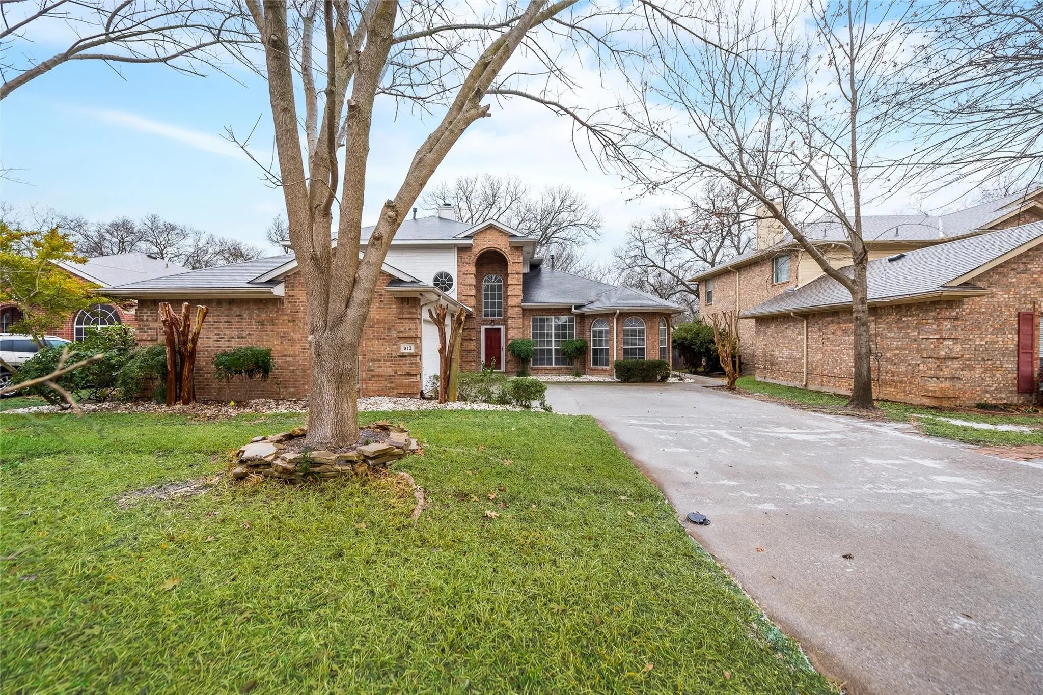 Single Family Residence For Rent in Rockwall County , 913 Wisperwood Drive, Rockwall, Texas 75087, 4 Bedroom, 3 Bathroom, 2 Garage spaces, 2,795 Sqft, built in 2000, mls#21367398, Real Estate Agent in Rockwall, Homes For Rent in Rockwall county, Homes For Rent in Rockwall, Realtor in Rockwall Texas, Real Estate Brokerage Independent Realty Texas, Luminita Cordes Realtor