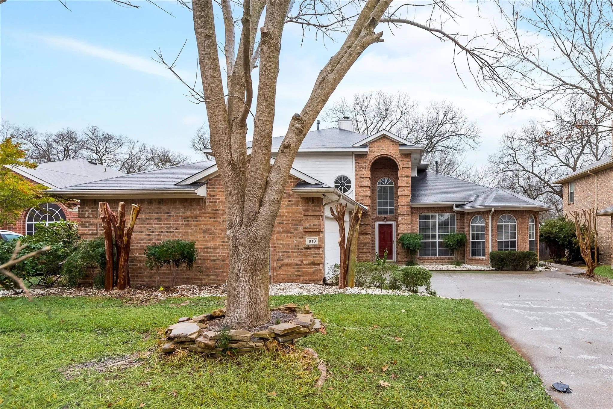 Single Family Residence For Rent in Rockwall County , 913 Wisperwood Drive, Rockwall, Texas 75087, 4 Bedroom, 3 Bathroom, 2 Garage spaces, 2,795 Sqft, built in 2000, mls#21367398, Real Estate Agent in Rockwall, Homes For Rent in Rockwall county, Homes For Rent in Rockwall, Realtor in Rockwall Texas, Real Estate Brokerage Independent Realty Texas, Luminita Cordes Realtor