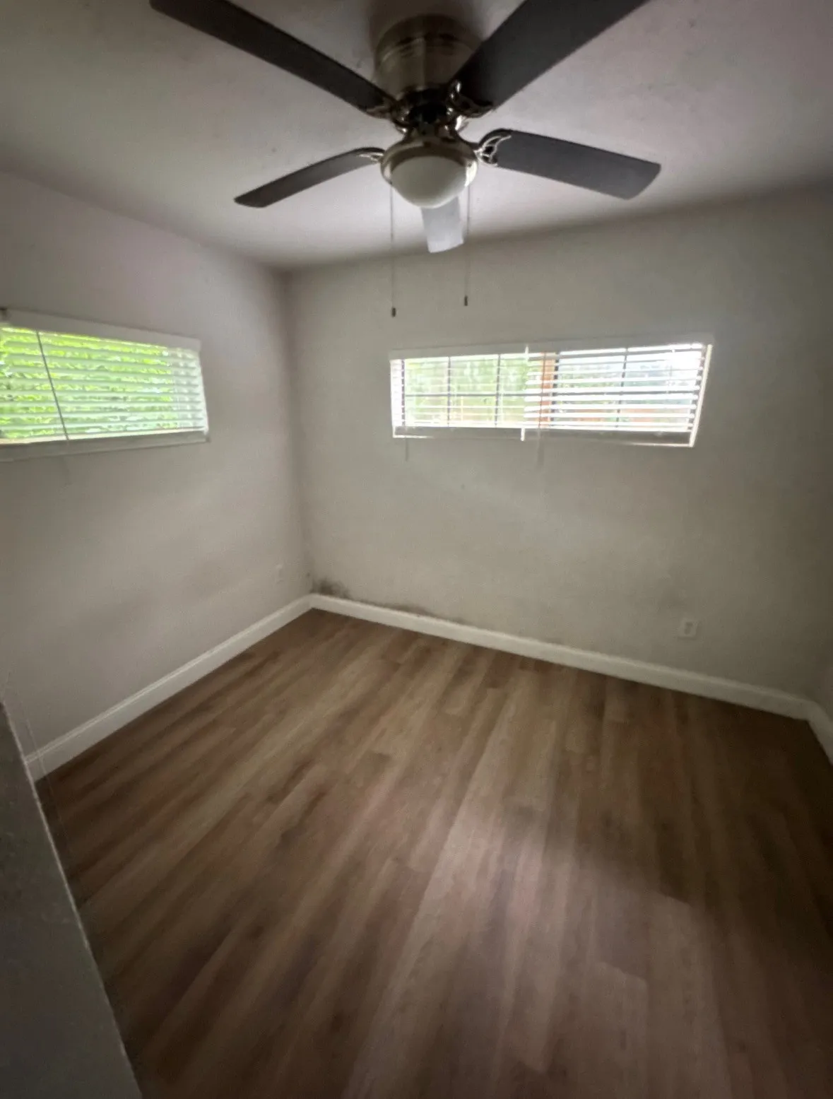 Single Family Residence For Sale in Dallas County , 2526 Exline Street, Dallas, Texas 75215, 3 Bedroom, 11 Bathroom, Garage spaces, 1,156 Sqft, built in 1922, mls#21372737, Real Estate Agent in Dallas, Homes For Sale in Dallas county, Homes For Sale in Dallas, Realtor in Dallas Texas, Real Estate Brokerage Independent Realty Texas, Luminita Cordes Realtor
