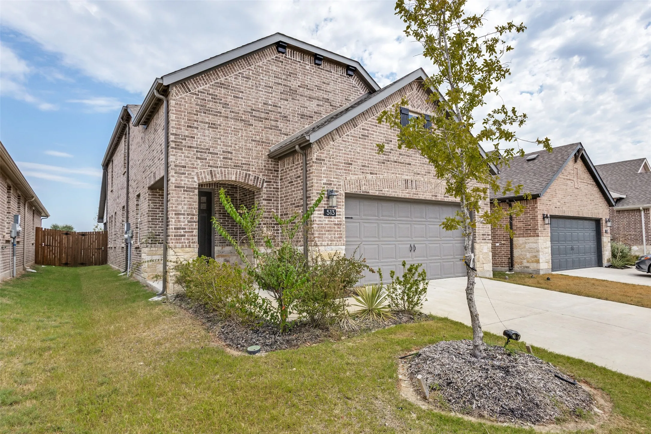 Single Family Residence For Rent in Collin County , 513 Waterhouse Lake Drive, Anna, Texas 75409, 4 Bedroom, 3 Bathroom, 2 Garage spaces, 2,300 Sqft, built in 2024, mls#21372747, Real Estate Agent in Anna, Homes For Rent in Collin county, Homes For Rent in Anna, Realtor in Anna Texas, Real Estate Brokerage Independent Realty Texas, Luminita Cordes Realtor