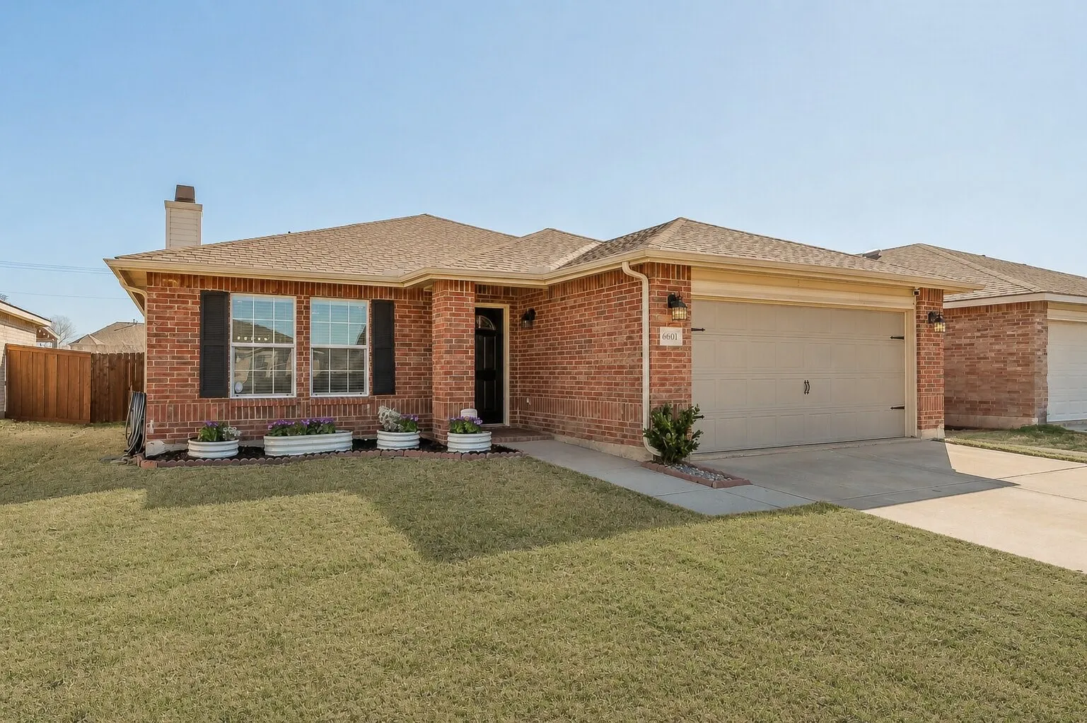Single Family Residence For Sale in Denton County , 6601 Longleaf Lane, Denton, Texas 76210, 3 Bedroom, 2 Bathroom, 2 Garage spaces, 1,868 Sqft, built in 2007, mls#21372627, Real Estate Agent in Denton, Homes For Sale in Denton county, Homes For Sale in Denton, Realtor in Denton Texas, Real Estate Brokerage Independent Realty Texas, Luminita Cordes Realtor