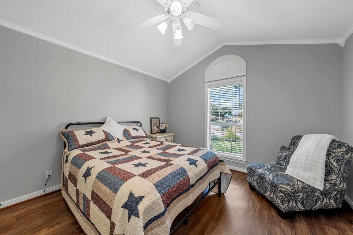 Single Family Residence For Sale in Mc Lennan County , 2324 Paddington Way, Waco, Texas 76655, 4 Bedroom, 3 Bathroom, 4 Garage spaces, 2,654 Sqft, built in 2000, mls#21372176, Real Estate Agent in Waco, Homes For Sale in Mc Lennan county, Homes For Sale in Waco, Realtor in Waco Texas, Real Estate Brokerage Independent Realty Texas, Luminita Cordes Realtor