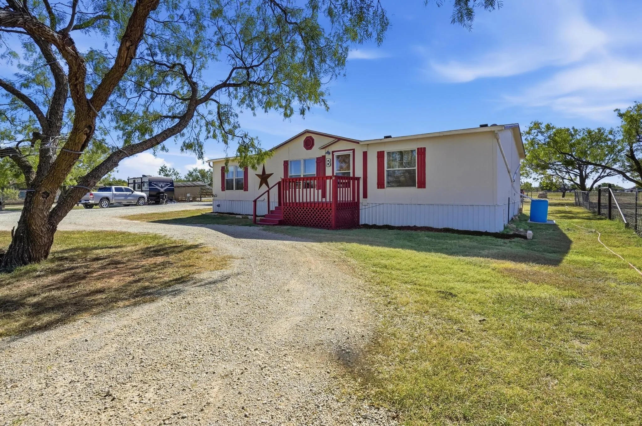 Single Family Residence For Sale in Jones County , 20082 CR 304, Abilene, Texas 79601, 3 Bedroom, 2 Bathroom, 1 Garage spaces, 1,536 Sqft, built in 2000, mls#21372727, Real Estate Agent in Abilene, Homes For Sale in Jones county, Homes For Sale in Abilene, Realtor in Abilene Texas, Real Estate Brokerage Independent Realty Texas, Luminita Cordes Realtor