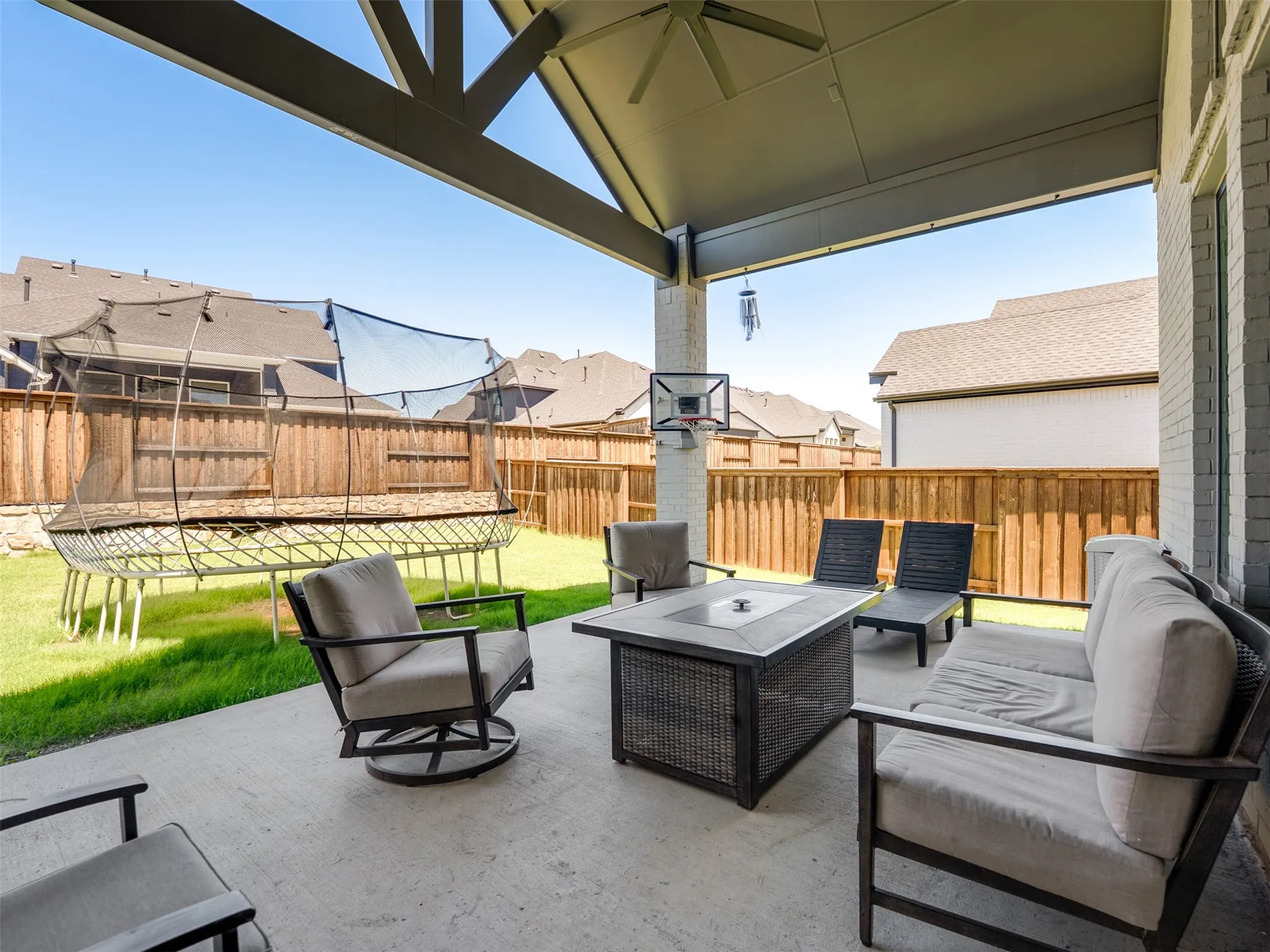 Single Family Residence For Sale in Denton County , 4250 Mill Branch Drive, Prosper, Texas 75078, 5 Bedroom, 6 Bathroom, 3 Garage spaces, 3,895 Sqft, built in 2021, mls#21372758, Real Estate Agent in Prosper, Homes For Sale in Denton county, Homes For Sale in Prosper, Realtor in Prosper Texas, Real Estate Brokerage Independent Realty Texas, Luminita Cordes Realtor