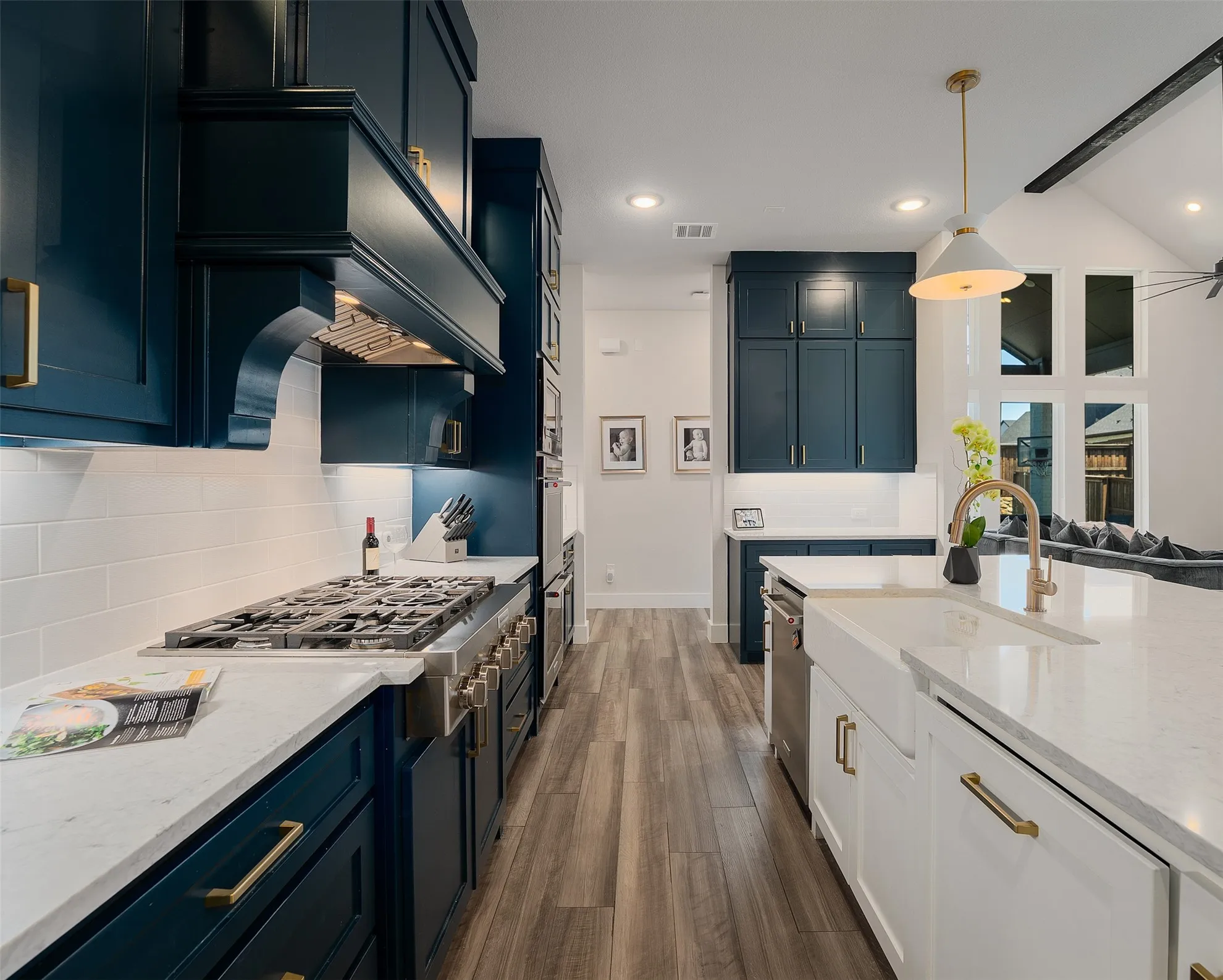 Single Family Residence For Sale in Denton County , 4250 Mill Branch Drive, Prosper, Texas 75078, 5 Bedroom, 6 Bathroom, 3 Garage spaces, 3,895 Sqft, built in 2021, mls#21372758, Real Estate Agent in Prosper, Homes For Sale in Denton county, Homes For Sale in Prosper, Realtor in Prosper Texas, Real Estate Brokerage Independent Realty Texas, Luminita Cordes Realtor