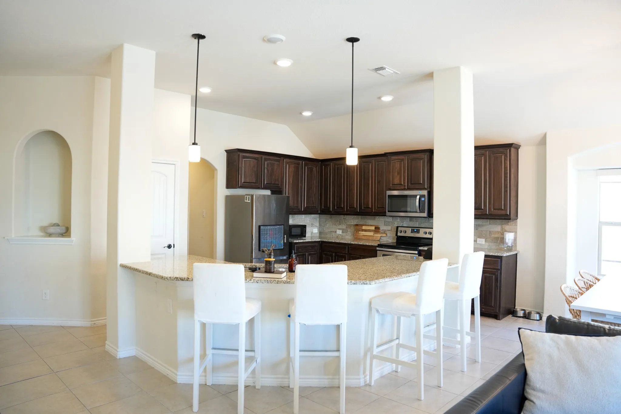 Single Family Residence For Rent in Tarrant County , 4112 Sweet Clover Lane, Fort Worth, Texas 76036, 3 Bedroom, 2 Bathroom, 2 Garage spaces, 1,739 Sqft, built in 2018, mls#21360209, Real Estate Agent in Fort Worth, Homes For Rent in Tarrant county, Homes For Rent in Fort Worth, Realtor in Fort Worth Texas, Real Estate Brokerage Independent Realty Texas, Luminita Cordes Realtor