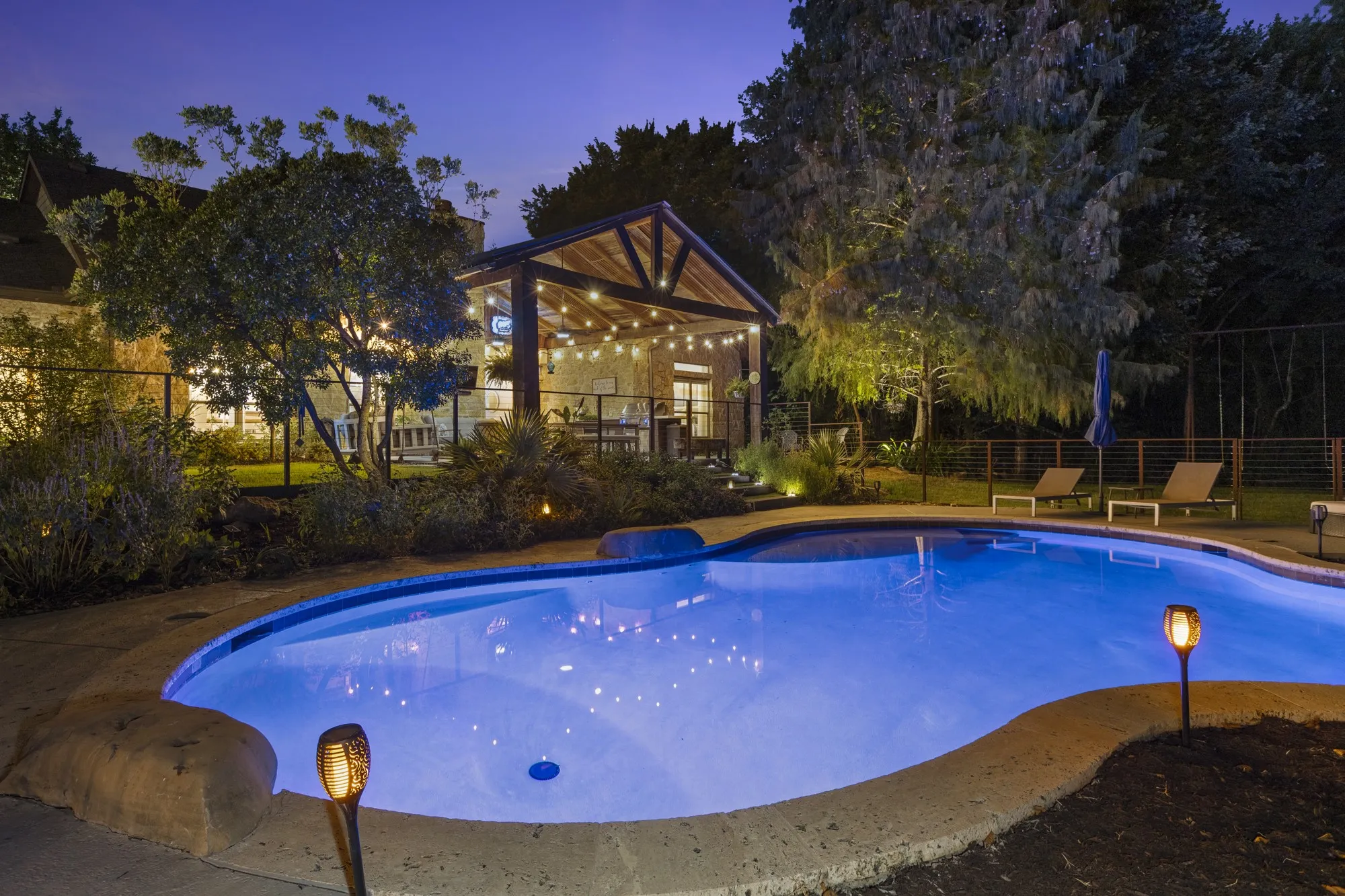 Farm For Sale in Collin County , 6810 Trinity Falls Parkway, Mc Kinney, Texas 75071, 4 Bedroom, 3 Bathroom, 2 Garage spaces, 2,848 Sqft, built in 2004, mls#21372756, Real Estate Agent in Mc Kinney, Homes For Sale in Collin county, Homes For Sale in Mc Kinney, Realtor in Mc Kinney Texas, Real Estate Brokerage Independent Realty Texas, Luminita Cordes Realtor