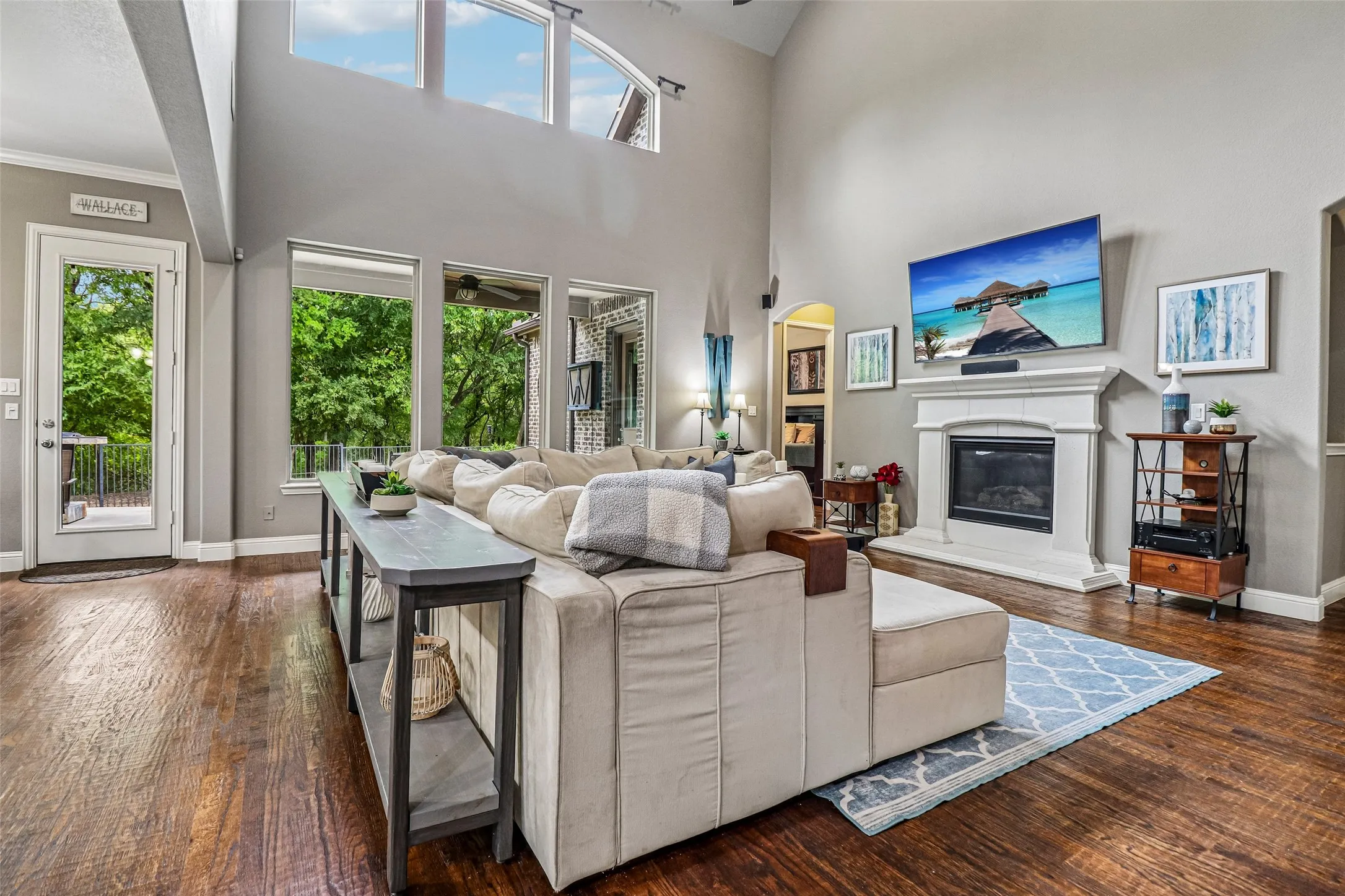 Single Family Residence For Sale in Collin County , 13672 Crianza Road, Frisco, Texas 75035, 4 Bedroom, 4 Bathroom, 3 Garage spaces, 3,363 Sqft, built in 2012, mls#21371578, Real Estate Agent in Frisco, Homes For Sale in Collin county, Homes For Sale in Frisco, Realtor in Frisco Texas, Real Estate Brokerage Independent Realty Texas, Luminita Cordes Realtor