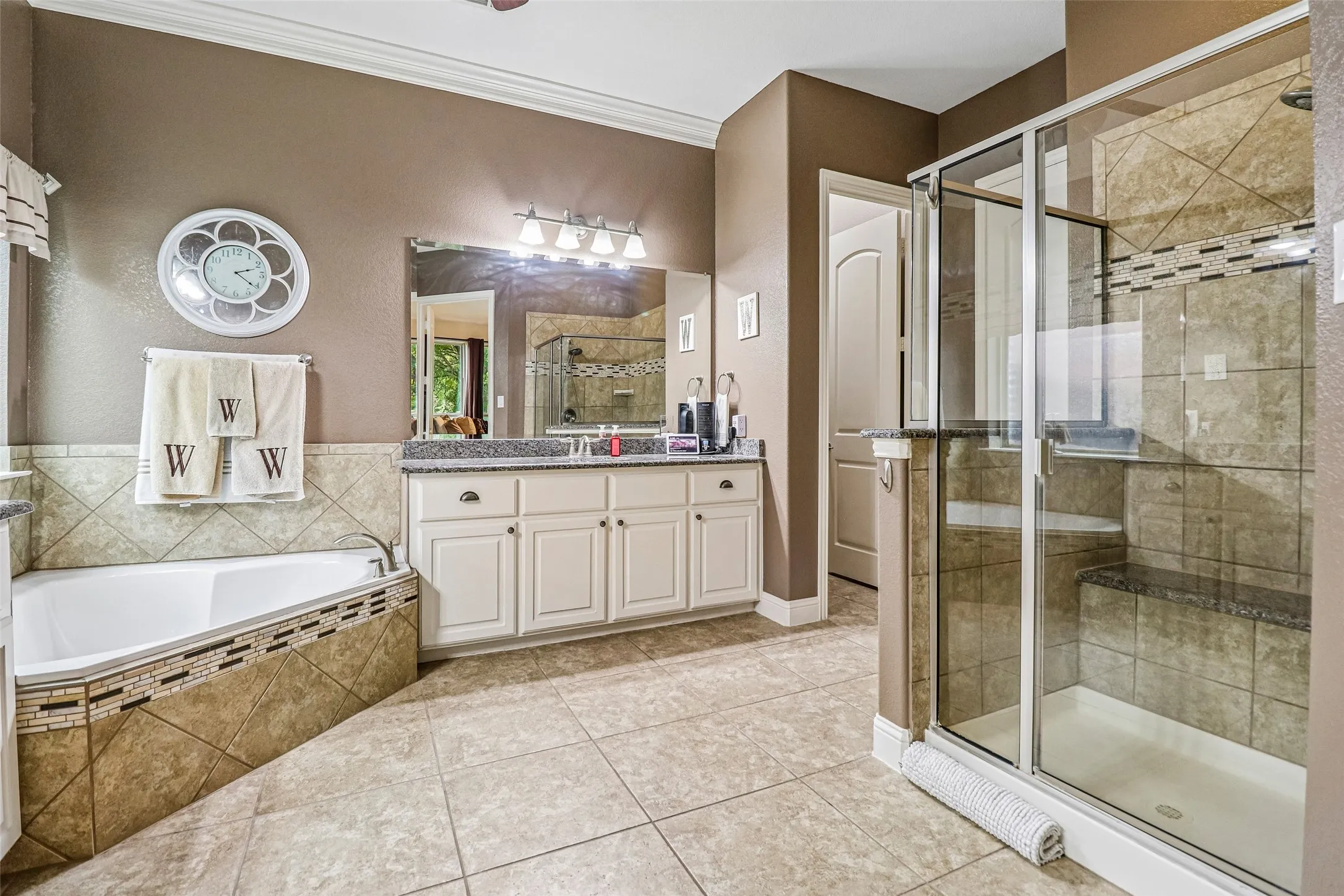 Single Family Residence For Sale in Collin County , 13672 Crianza Road, Frisco, Texas 75035, 4 Bedroom, 4 Bathroom, 3 Garage spaces, 3,363 Sqft, built in 2012, mls#21371578, Real Estate Agent in Frisco, Homes For Sale in Collin county, Homes For Sale in Frisco, Realtor in Frisco Texas, Real Estate Brokerage Independent Realty Texas, Luminita Cordes Realtor