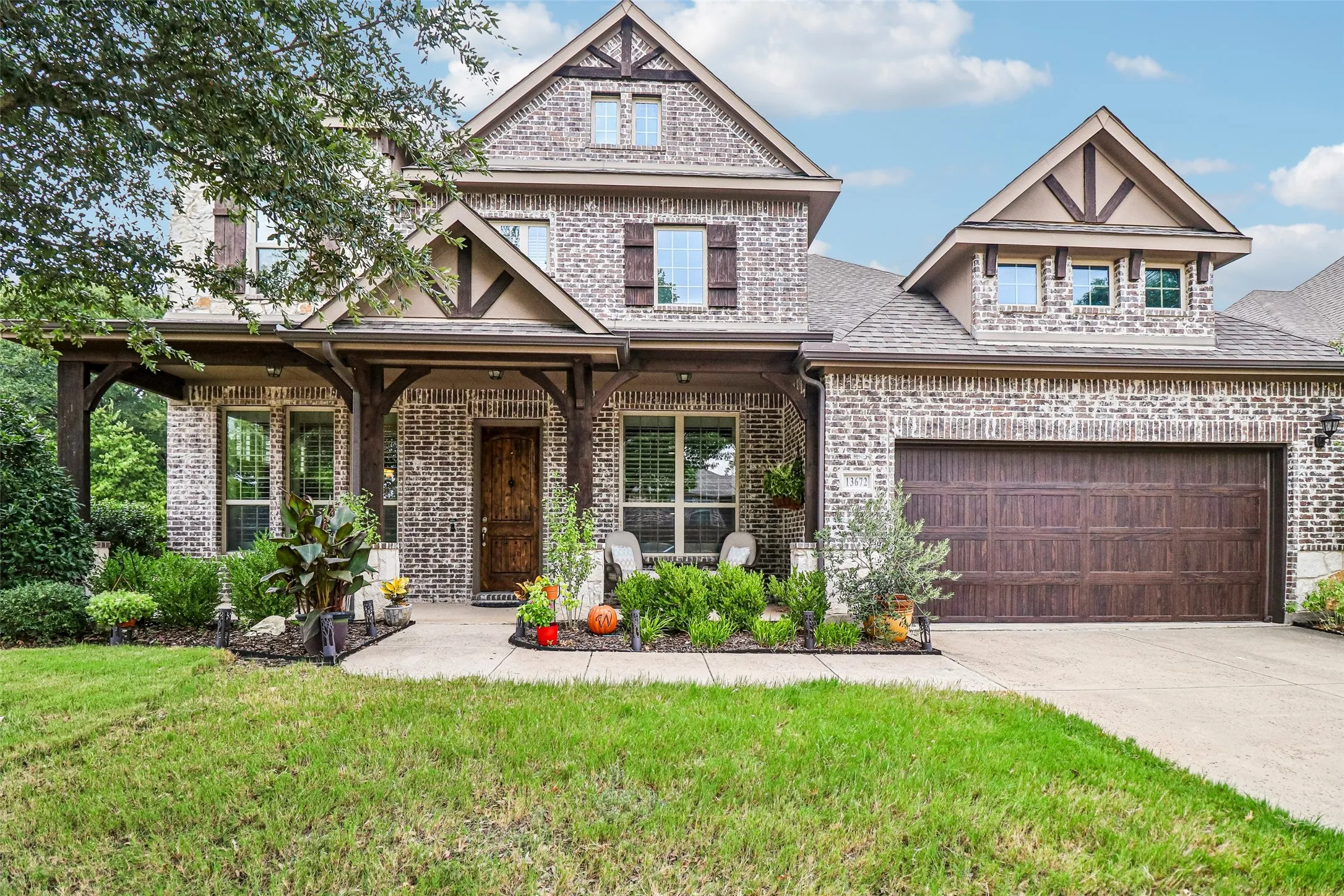 Single Family Residence For Sale in Collin County , 13672 Crianza Road, Frisco, Texas 75035, 4 Bedroom, 4 Bathroom, 3 Garage spaces, 3,363 Sqft, built in 2012, mls#21371578, Real Estate Agent in Frisco, Homes For Sale in Collin county, Homes For Sale in Frisco, Realtor in Frisco Texas, Real Estate Brokerage Independent Realty Texas, Luminita Cordes Realtor