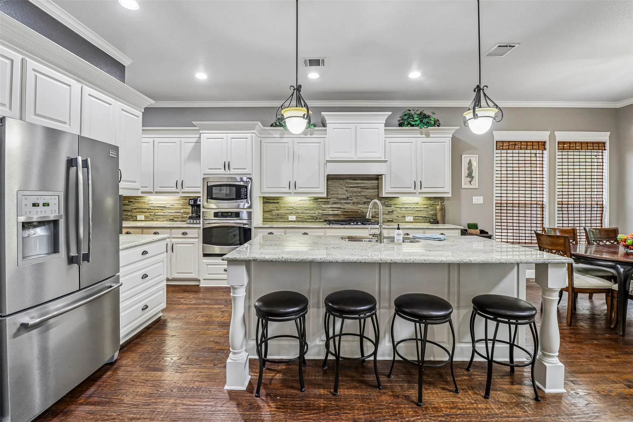 Single Family Residence For Sale in Collin County , 13672 Crianza Road, Frisco, Texas 75035, 4 Bedroom, 4 Bathroom, 3 Garage spaces, 3,363 Sqft, built in 2012, mls#21371578, Real Estate Agent in Frisco, Homes For Sale in Collin county, Homes For Sale in Frisco, Realtor in Frisco Texas, Real Estate Brokerage Independent Realty Texas, Luminita Cordes Realtor