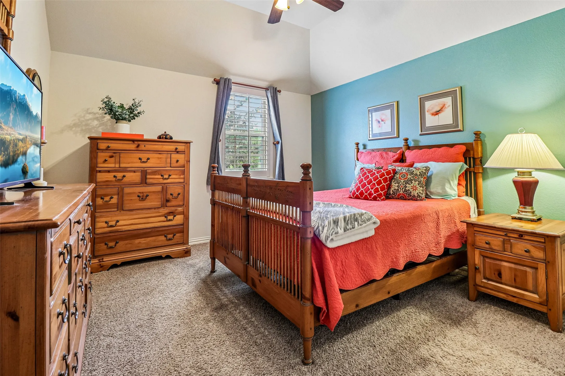 Single Family Residence For Sale in Collin County , 13672 Crianza Road, Frisco, Texas 75035, 4 Bedroom, 4 Bathroom, 3 Garage spaces, 3,363 Sqft, built in 2012, mls#21371578, Real Estate Agent in Frisco, Homes For Sale in Collin county, Homes For Sale in Frisco, Realtor in Frisco Texas, Real Estate Brokerage Independent Realty Texas, Luminita Cordes Realtor