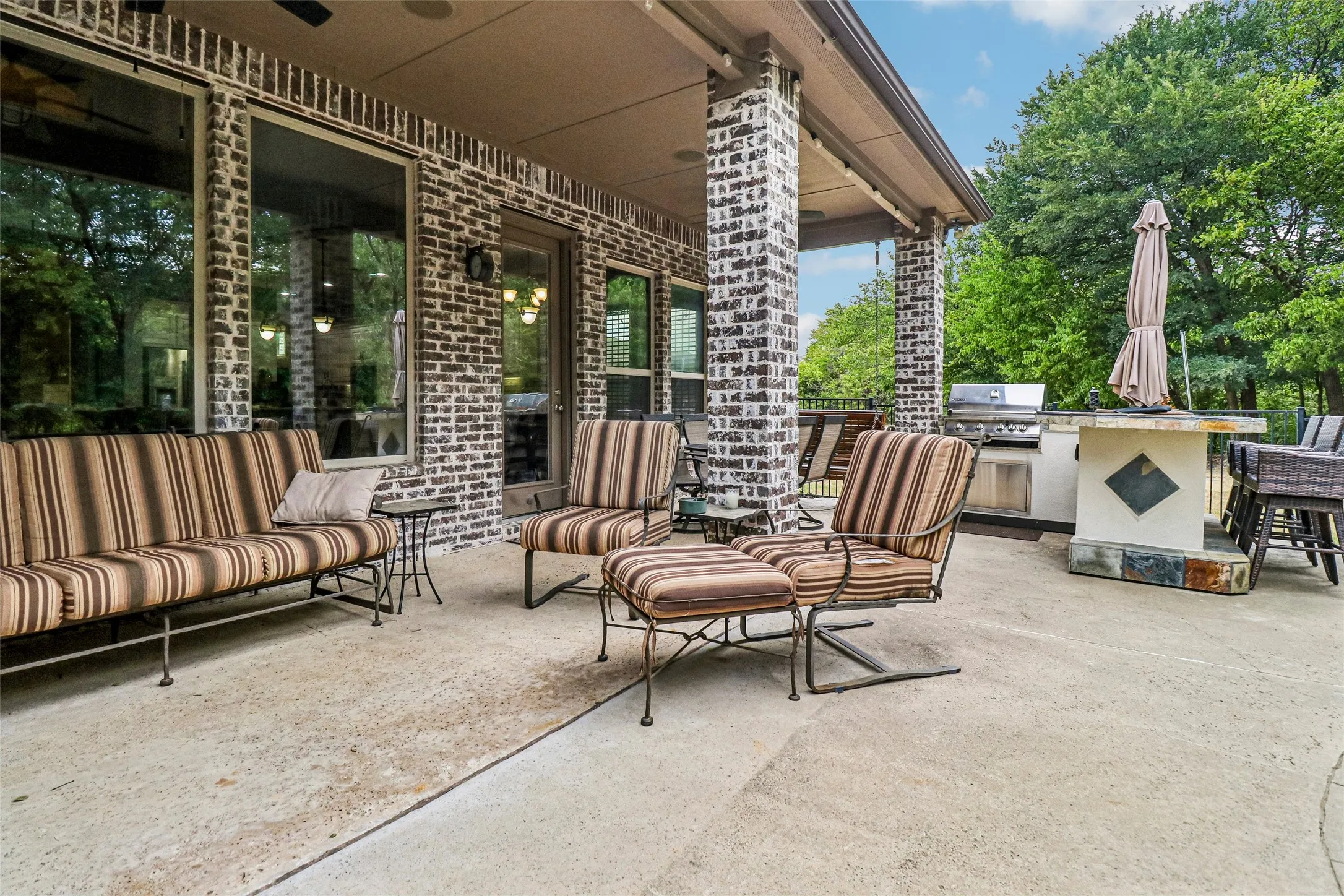 Single Family Residence For Sale in Collin County , 13672 Crianza Road, Frisco, Texas 75035, 4 Bedroom, 4 Bathroom, 3 Garage spaces, 3,363 Sqft, built in 2012, mls#21371578, Real Estate Agent in Frisco, Homes For Sale in Collin county, Homes For Sale in Frisco, Realtor in Frisco Texas, Real Estate Brokerage Independent Realty Texas, Luminita Cordes Realtor