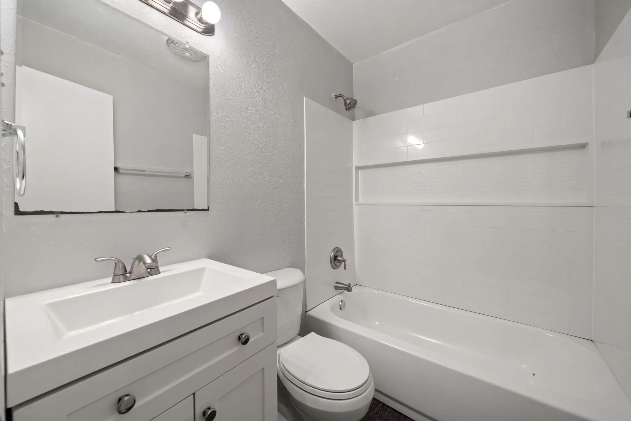 Single Family Residence For Rent in Denton County , 1108 N Elm Street 10, Denton, Texas 76201, 2 Bedroom, 2 Bathroom, Garage spaces, 900 Sqft, built in 1968, mls#21364457, Real Estate Agent in Denton, Homes For Rent in Denton county, Homes For Rent in Denton, Realtor in Denton Texas, Real Estate Brokerage Independent Realty Texas, Luminita Cordes Realtor