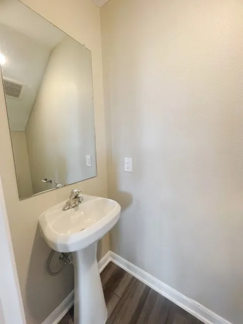 Single Family Residence For Sale in Ellis County , 804 Clark Drive, Ferris, Texas 75125, 3 Bedroom, 3 Bathroom, 2 Garage spaces, 1,703 Sqft, built in 2022, mls#21372767, Real Estate Agent in Ferris, Homes For Sale in Ellis county, Homes For Sale in Ferris, Realtor in Ferris Texas, Real Estate Brokerage Independent Realty Texas, Luminita Cordes Realtor