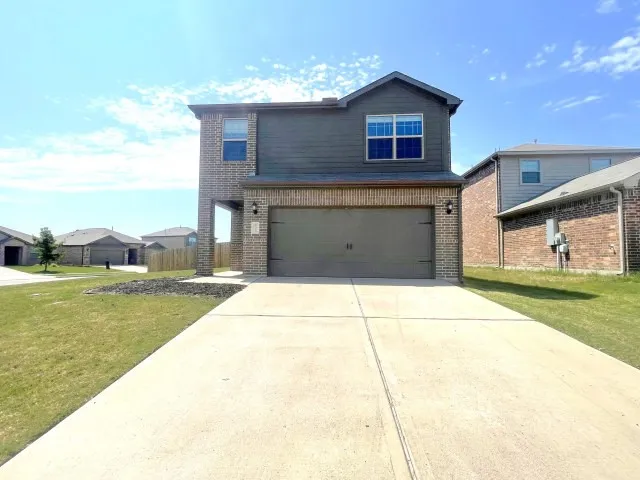 Single Family Residence For Sale in Ellis County , 804 Clark Drive, Ferris, Texas 75125, 3 Bedroom, 3 Bathroom, 2 Garage spaces, 1,703 Sqft, built in 2022, mls#21372767, Real Estate Agent in Ferris, Homes For Sale in Ellis county, Homes For Sale in Ferris, Realtor in Ferris Texas, Real Estate Brokerage Independent Realty Texas, Luminita Cordes Realtor
