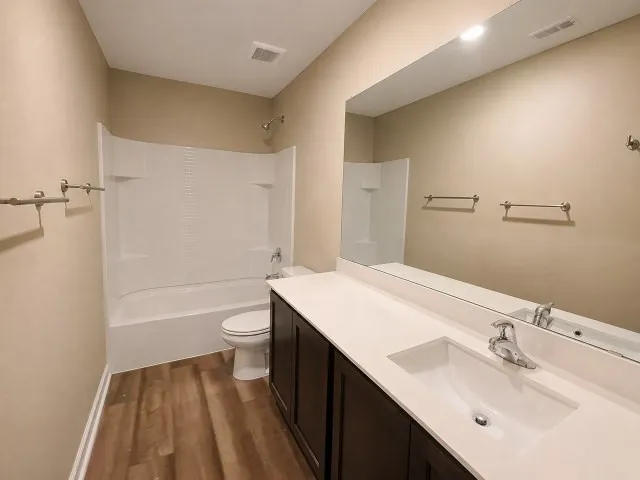 Single Family Residence For Sale in Ellis County , 804 Clark Drive, Ferris, Texas 75125, 3 Bedroom, 3 Bathroom, 2 Garage spaces, 1,703 Sqft, built in 2022, mls#21372767, Real Estate Agent in Ferris, Homes For Sale in Ellis county, Homes For Sale in Ferris, Realtor in Ferris Texas, Real Estate Brokerage Independent Realty Texas, Luminita Cordes Realtor