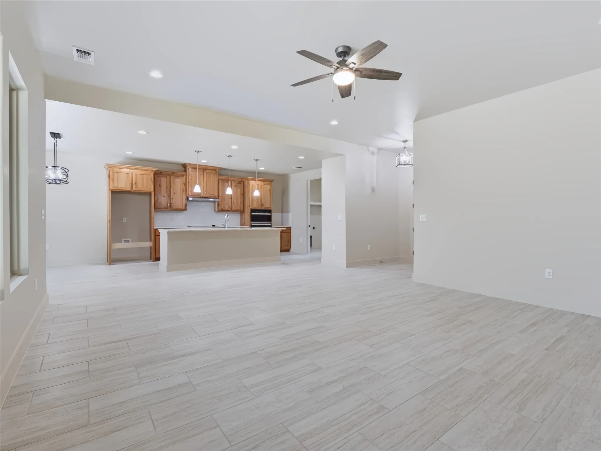 Single Family Residence For Rent in Grayson County , 52 Graves Circle, Pottsboro, Texas 75076, 4 Bedroom, 3 Bathroom, 2 Garage spaces, 2,078 Sqft, built in 2026, mls#21372532, Real Estate Agent in Pottsboro, Homes For Rent in Grayson county, Homes For Rent in Pottsboro, Realtor in Pottsboro Texas, Real Estate Brokerage Independent Realty Texas, Luminita Cordes Realtor