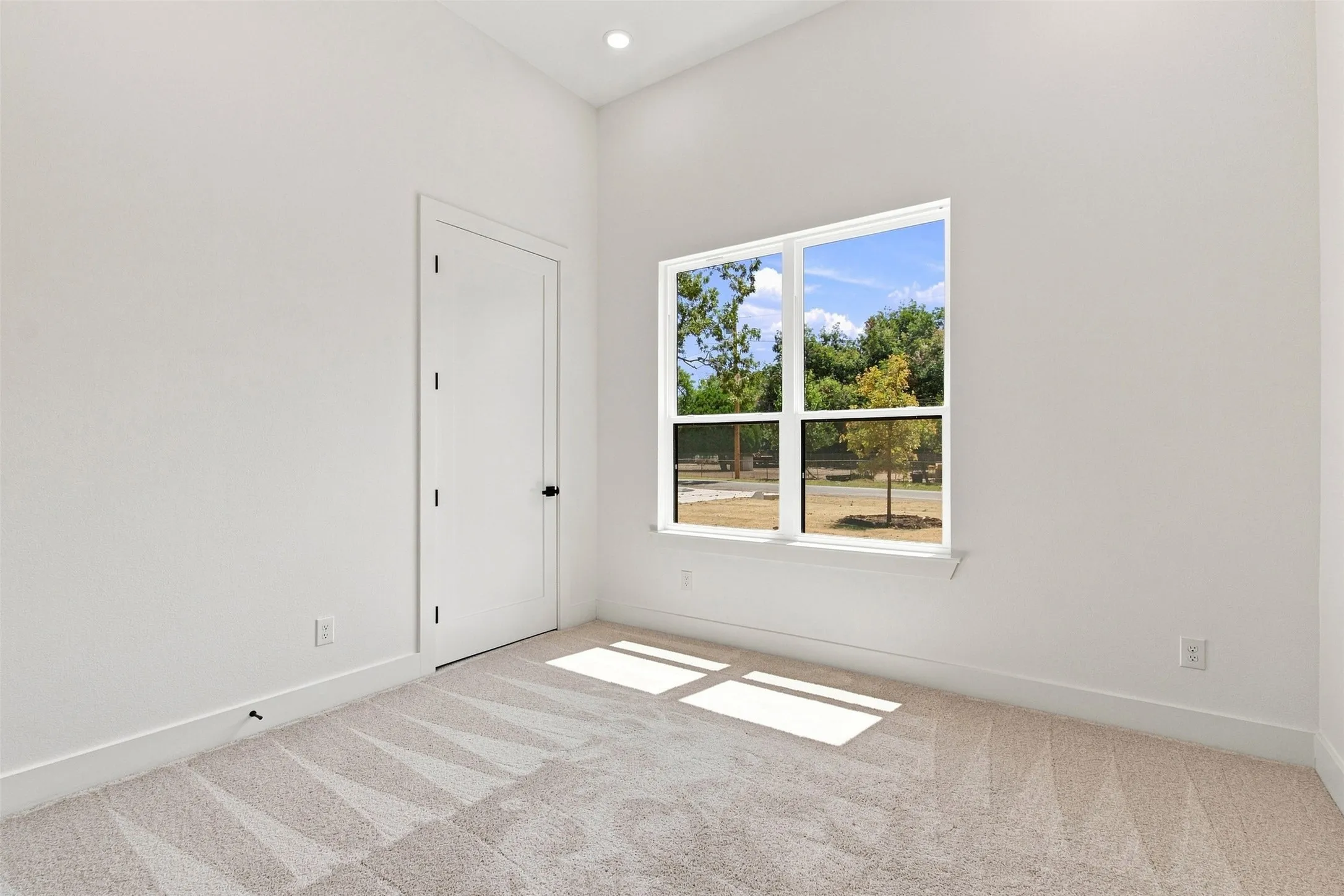Single Family Residence For Sale in Dallas County , 3023 Mallory Drive, Dallas, Texas 75216, 4 Bedroom, 4 Bathroom, 2 Garage spaces, 2,305 Sqft, built in 2026, mls#21372788, Real Estate Agent in Dallas, Homes For Sale in Dallas county, Homes For Sale in Dallas, Realtor in Dallas Texas, Real Estate Brokerage Independent Realty Texas, Luminita Cordes Realtor