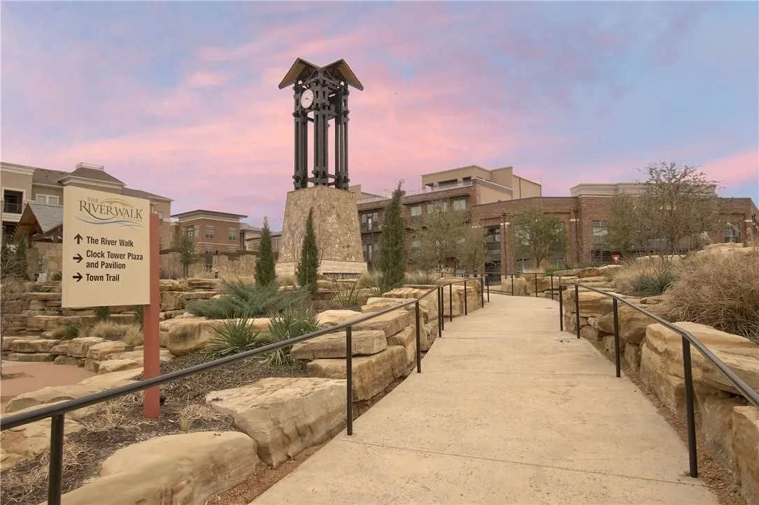 Townhouse For Rent in Denton County , 4108 Riverside Drive, Flower Mound, Texas 75028, 3 Bedroom, 3 Bathroom, 2 Garage spaces, 2,095 Sqft, built in 2017, mls#21372789, Real Estate Agent in Flower Mound, Homes For Rent in Denton county, Homes For Rent in Flower Mound, Realtor in Flower Mound Texas, Real Estate Brokerage Independent Realty Texas, Luminita Cordes Realtor