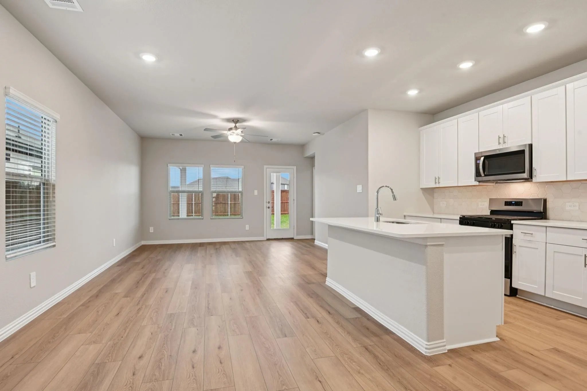 Single Family Residence For Rent in Collin County , 3704 Deer Drive, Princeton, Texas 75071, 4 Bedroom, 3 Bathroom, 2 Garage spaces, 2,055 Sqft, built in 2026, mls#21372774, Real Estate Agent in Princeton, Homes For Rent in Collin county, Homes For Rent in Princeton, Realtor in Princeton Texas, Real Estate Brokerage Independent Realty Texas, Luminita Cordes Realtor