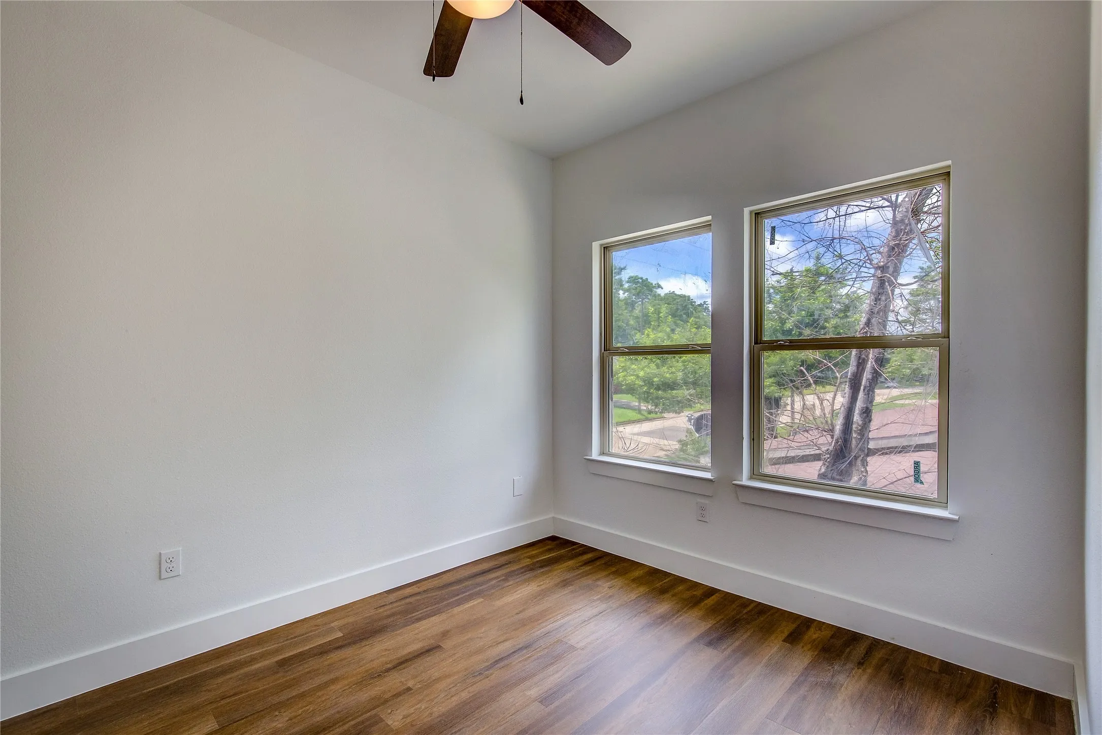 Single Family Residence For Sale in Hopkins County , 620 Whitworth Street, Sulphur Springs, Texas 75482, 3 Bedroom, 3 Bathroom, 1 Garage spaces, 1,350 Sqft, built in 2025, mls#21371496, Real Estate Agent in Sulphur Springs, Homes For Sale in Hopkins county, Homes For Sale in Sulphur Springs, Realtor in Sulphur Springs Texas, Real Estate Brokerage Independent Realty Texas, Luminita Cordes Realtor