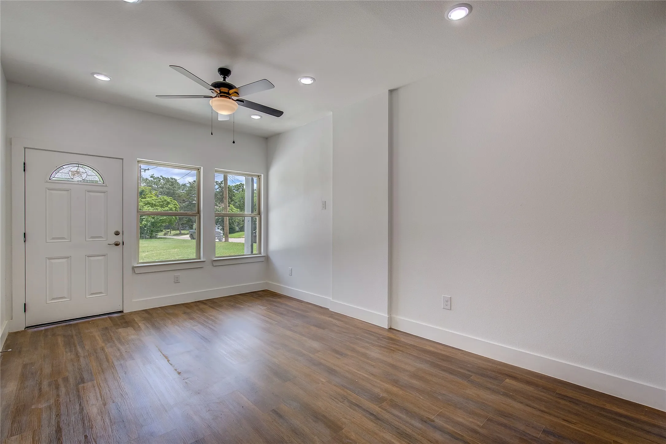 Single Family Residence For Sale in Hopkins County , 620 Whitworth Street, Sulphur Springs, Texas 75482, 3 Bedroom, 3 Bathroom, 1 Garage spaces, 1,350 Sqft, built in 2025, mls#21371496, Real Estate Agent in Sulphur Springs, Homes For Sale in Hopkins county, Homes For Sale in Sulphur Springs, Realtor in Sulphur Springs Texas, Real Estate Brokerage Independent Realty Texas, Luminita Cordes Realtor