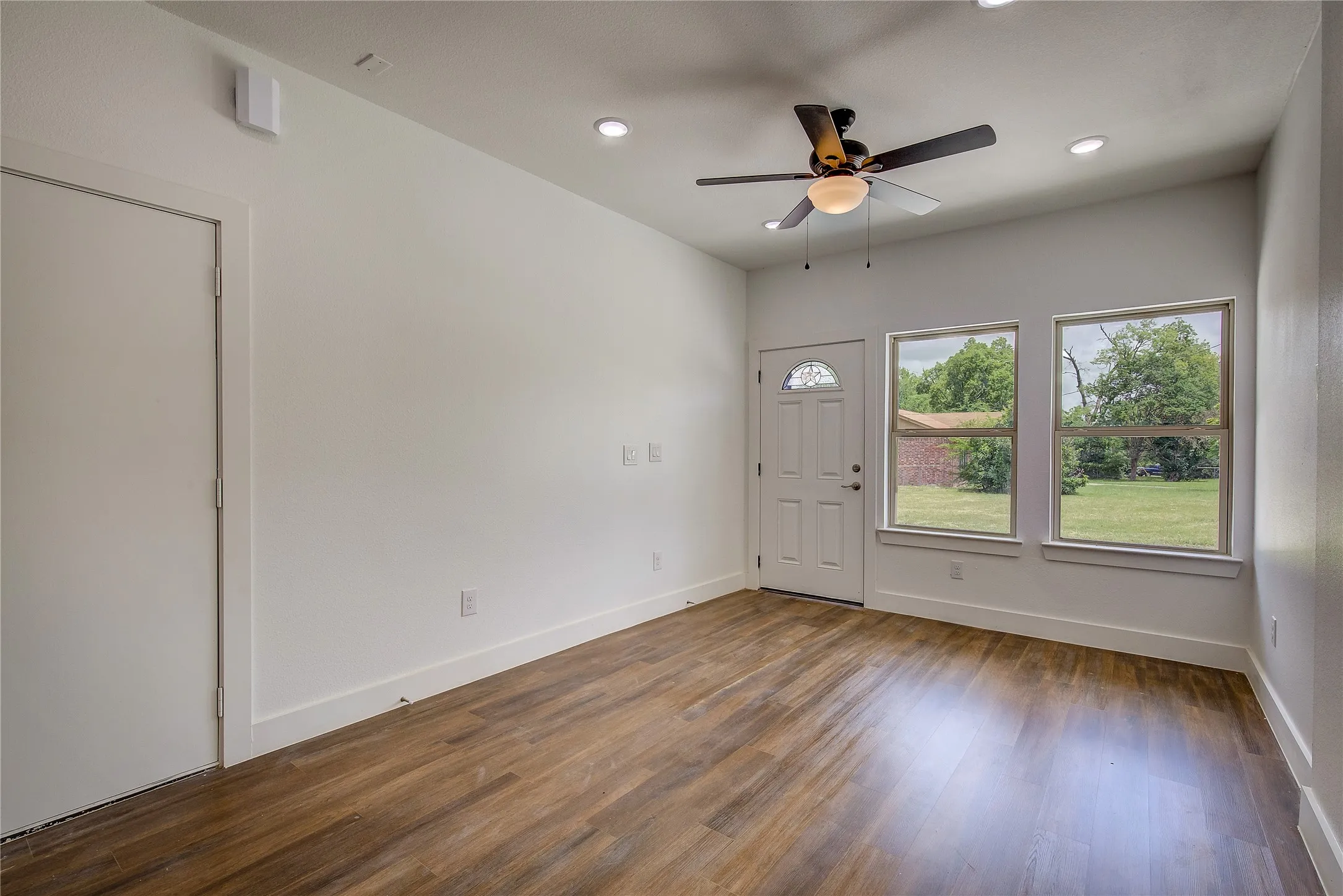 Single Family Residence For Sale in Hopkins County , 620 Whitworth Street, Sulphur Springs, Texas 75482, 3 Bedroom, 3 Bathroom, 1 Garage spaces, 1,350 Sqft, built in 2025, mls#21371496, Real Estate Agent in Sulphur Springs, Homes For Sale in Hopkins county, Homes For Sale in Sulphur Springs, Realtor in Sulphur Springs Texas, Real Estate Brokerage Independent Realty Texas, Luminita Cordes Realtor