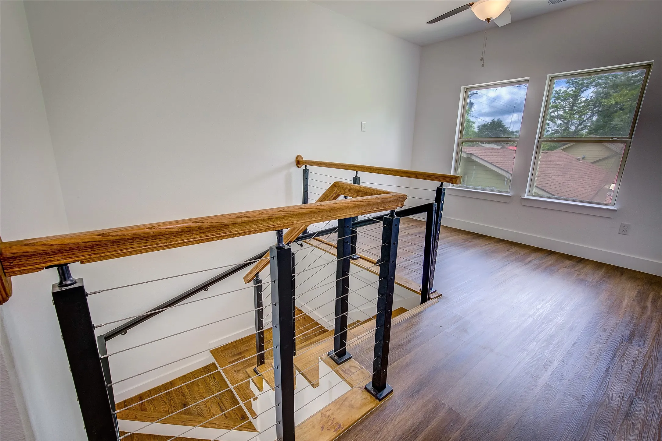 Single Family Residence For Sale in Hopkins County , 620 Whitworth Street, Sulphur Springs, Texas 75482, 3 Bedroom, 3 Bathroom, 1 Garage spaces, 1,350 Sqft, built in 2025, mls#21371496, Real Estate Agent in Sulphur Springs, Homes For Sale in Hopkins county, Homes For Sale in Sulphur Springs, Realtor in Sulphur Springs Texas, Real Estate Brokerage Independent Realty Texas, Luminita Cordes Realtor