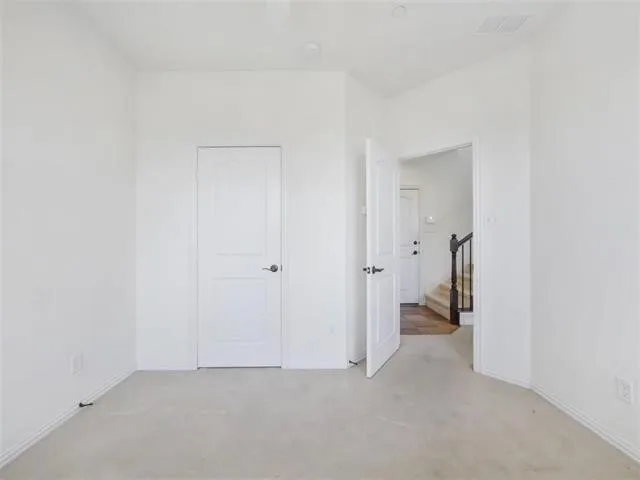 Townhouse For Rent in Dallas County , 7817 Fox Horn Drive, Irving, Texas 75063, 3 Bedroom, 4 Bathroom, 2 Garage spaces, 2,273 Sqft, built in 2008, mls#21372780, Real Estate Agent in Irving, Homes For Rent in Dallas county, Homes For Rent in Irving, Realtor in Irving Texas, Real Estate Brokerage Independent Realty Texas, Luminita Cordes Realtor