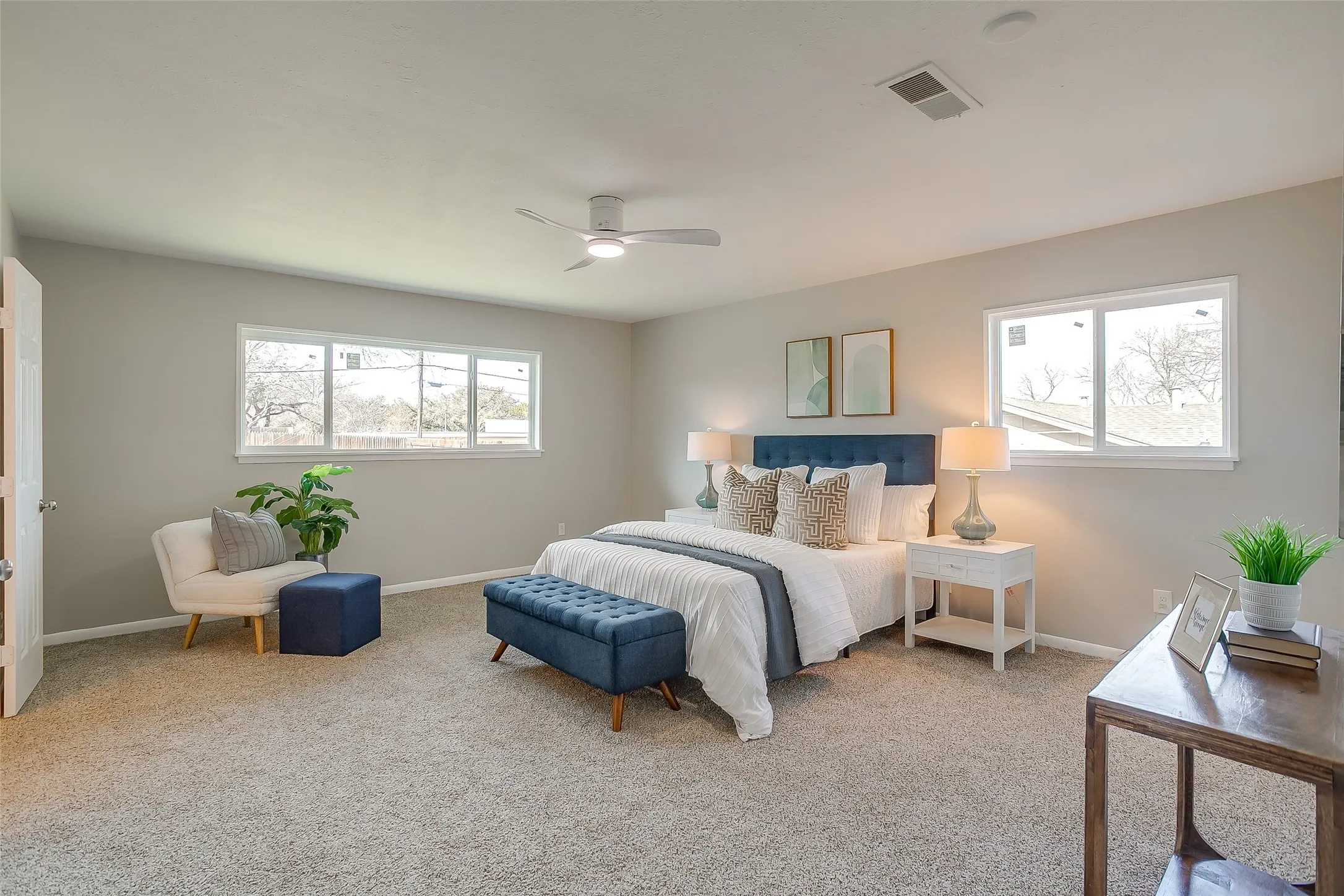 Single Family Residence For Sale in Tarrant County , 6940 Bal Lake Drive, Fort Worth, Texas 76116, 3 Bedroom, 2 Bathroom, 2 Garage spaces, 2,343 Sqft, built in 1966, mls#21367645, Real Estate Agent in Fort Worth, Homes For Sale in Tarrant county, Homes For Sale in Fort Worth, Realtor in Fort Worth Texas, Real Estate Brokerage Independent Realty Texas, Luminita Cordes Realtor