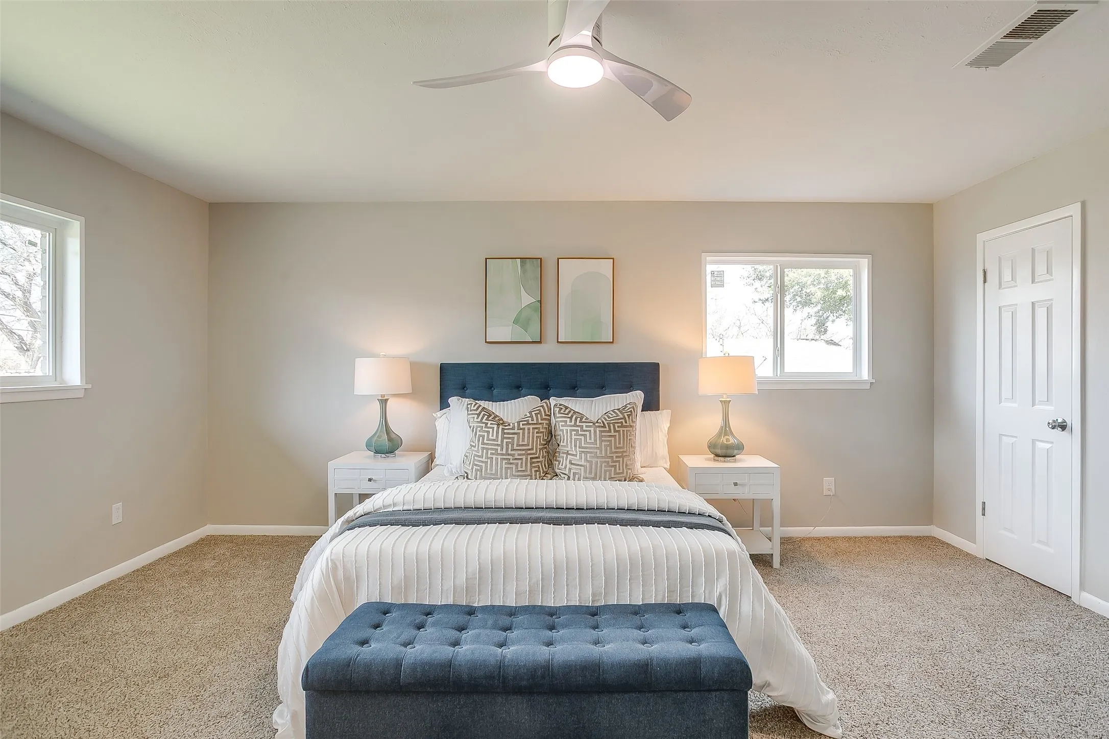 Single Family Residence For Sale in Tarrant County , 6940 Bal Lake Drive, Fort Worth, Texas 76116, 3 Bedroom, 2 Bathroom, 2 Garage spaces, 2,343 Sqft, built in 1966, mls#21367645, Real Estate Agent in Fort Worth, Homes For Sale in Tarrant county, Homes For Sale in Fort Worth, Realtor in Fort Worth Texas, Real Estate Brokerage Independent Realty Texas, Luminita Cordes Realtor