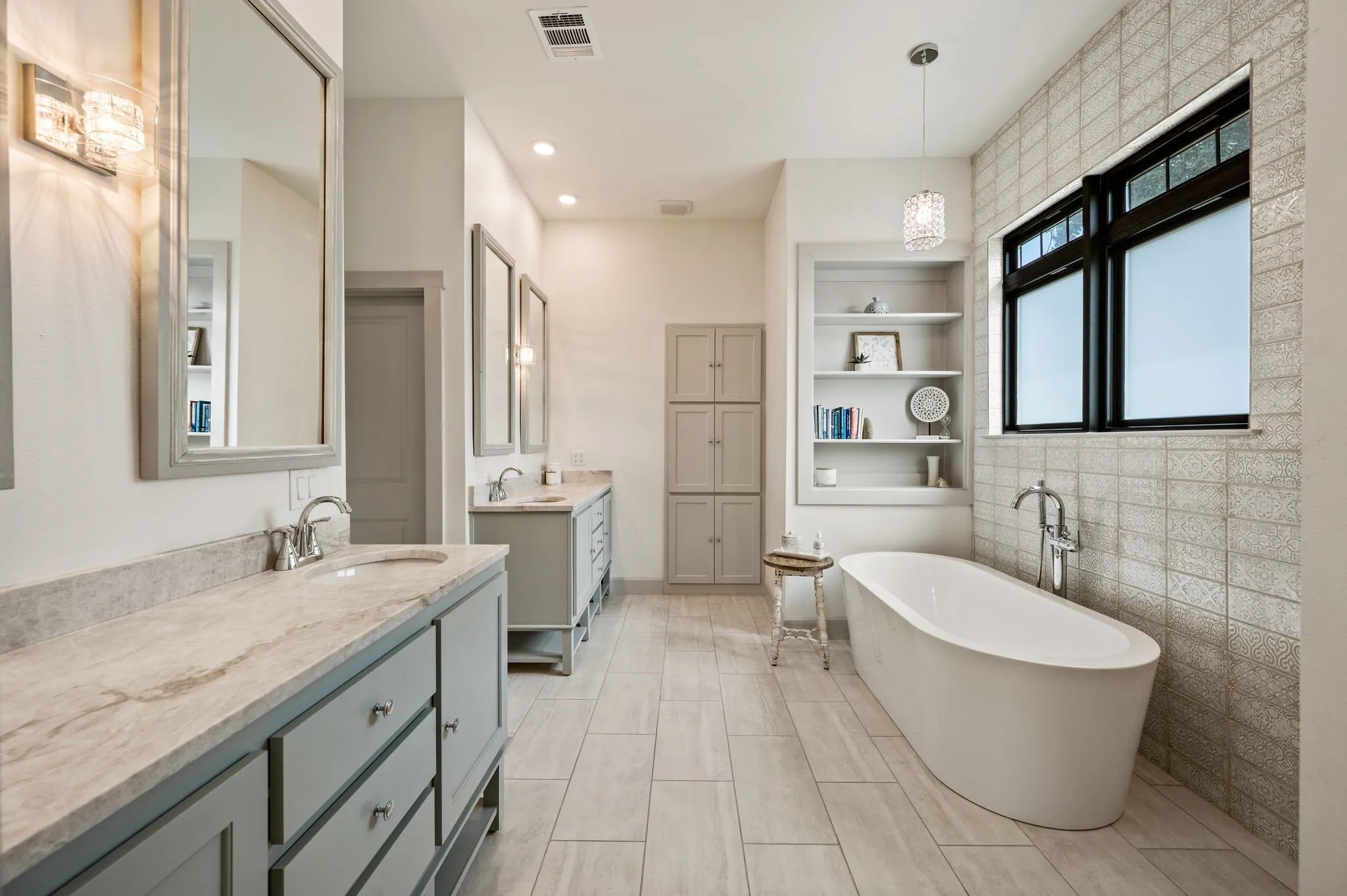Single Family Residence For Sale in Tarrant County , 1350 Randol Mill Avenue, Keller, Texas 76262, 3 Bedroom, 2 Bathroom, 2 Garage spaces, 2,367 Sqft, built in 2020, mls#21372781, Real Estate Agent in Keller, Homes For Sale in Tarrant county, Homes For Sale in Keller, Realtor in Keller Texas, Real Estate Brokerage Independent Realty Texas, Luminita Cordes Realtor