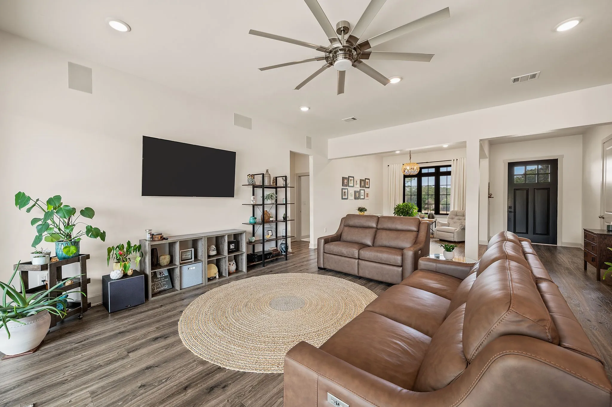 Single Family Residence For Sale in Tarrant County , 1350 Randol Mill Avenue, Keller, Texas 76262, 3 Bedroom, 2 Bathroom, 2 Garage spaces, 2,367 Sqft, built in 2020, mls#21372781, Real Estate Agent in Keller, Homes For Sale in Tarrant county, Homes For Sale in Keller, Realtor in Keller Texas, Real Estate Brokerage Independent Realty Texas, Luminita Cordes Realtor