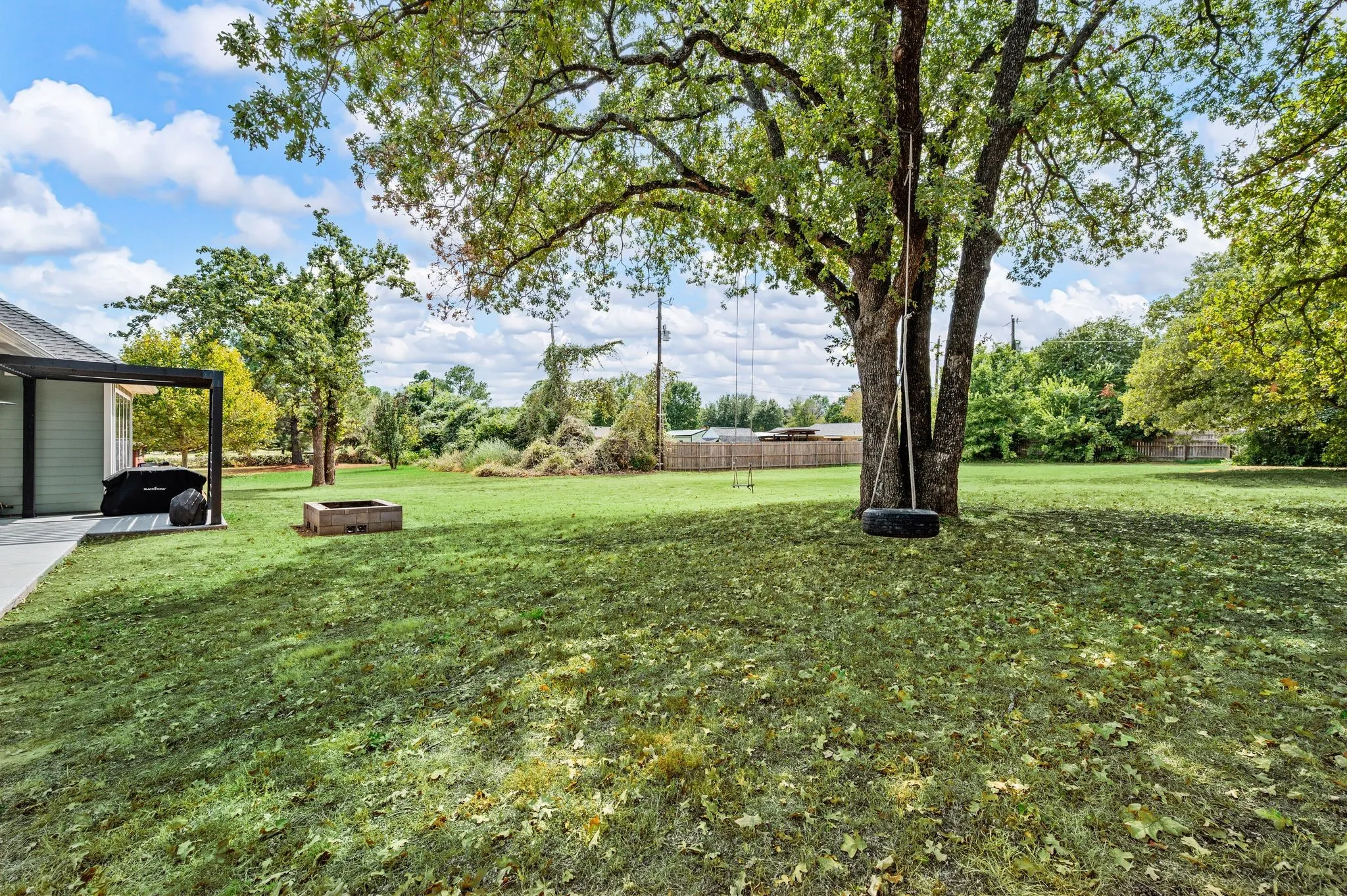 Single Family Residence For Sale in Tarrant County , 1350 Randol Mill Avenue, Keller, Texas 76262, 3 Bedroom, 2 Bathroom, 2 Garage spaces, 2,367 Sqft, built in 2020, mls#21372781, Real Estate Agent in Keller, Homes For Sale in Tarrant county, Homes For Sale in Keller, Realtor in Keller Texas, Real Estate Brokerage Independent Realty Texas, Luminita Cordes Realtor