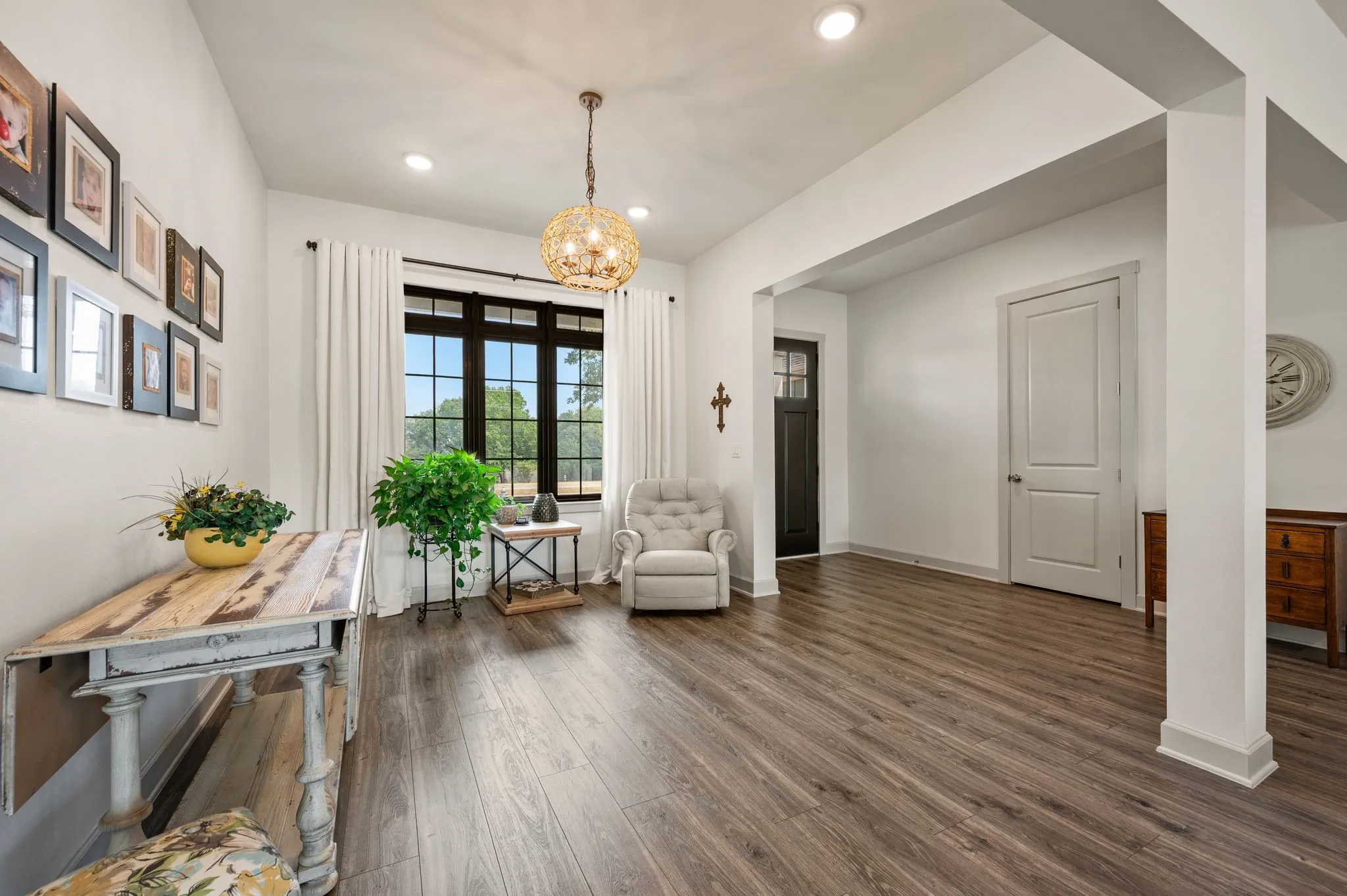 Single Family Residence For Sale in Tarrant County , 1350 Randol Mill Avenue, Keller, Texas 76262, 3 Bedroom, 2 Bathroom, 2 Garage spaces, 2,367 Sqft, built in 2020, mls#21372781, Real Estate Agent in Keller, Homes For Sale in Tarrant county, Homes For Sale in Keller, Realtor in Keller Texas, Real Estate Brokerage Independent Realty Texas, Luminita Cordes Realtor