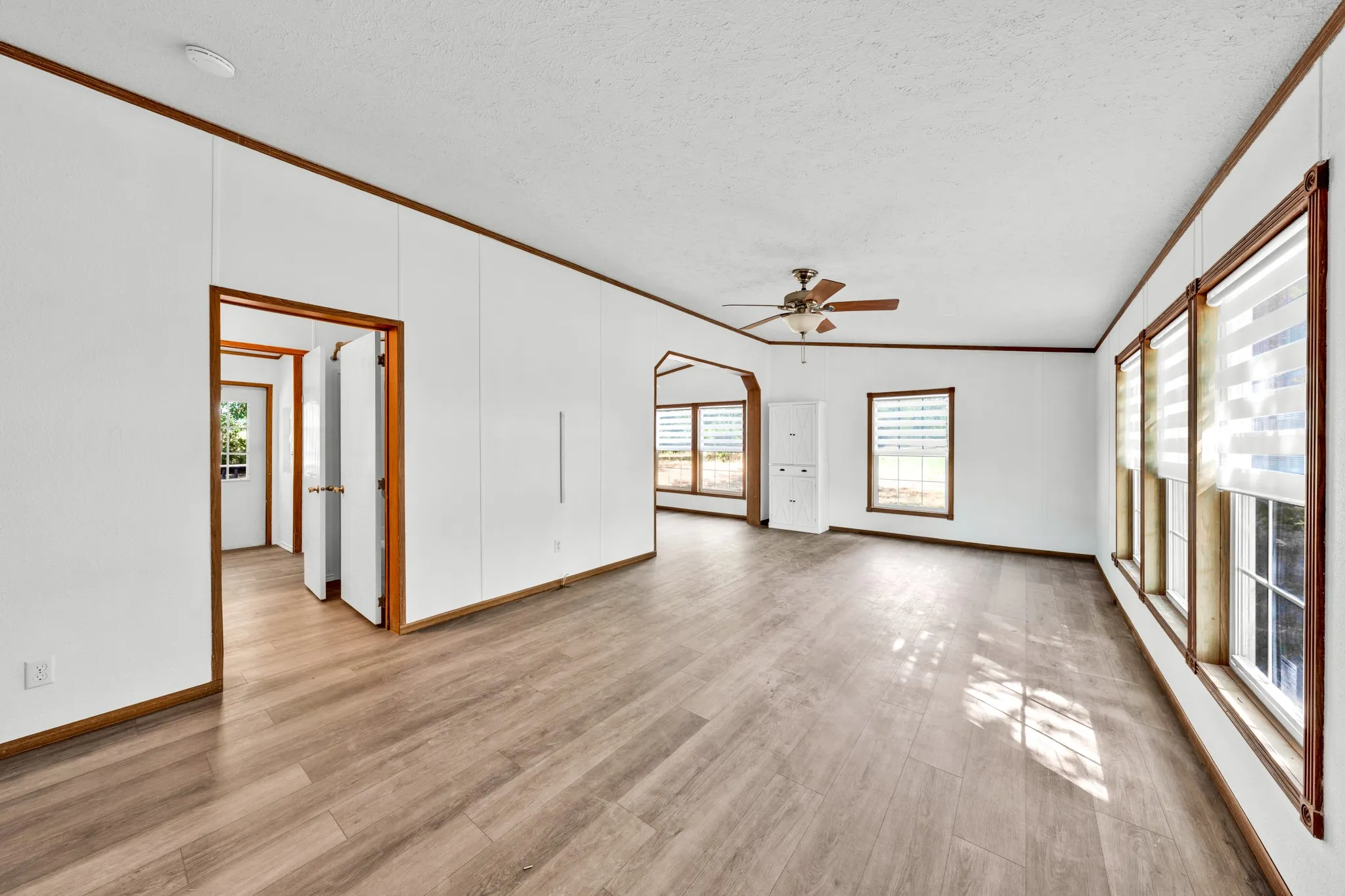Manufactured Home For Sale in Hopkins County , 1920 Fm 2948, Como, Texas 75431, 2 Bedroom, 2 Bathroom, 1 Garage spaces, 1,144 Sqft, built in 2008, mls#21372804, Real Estate Agent in Como, Homes For Sale in Hopkins county, Homes For Sale in Como, Realtor in Como Texas, Real Estate Brokerage Independent Realty Texas, Luminita Cordes Realtor