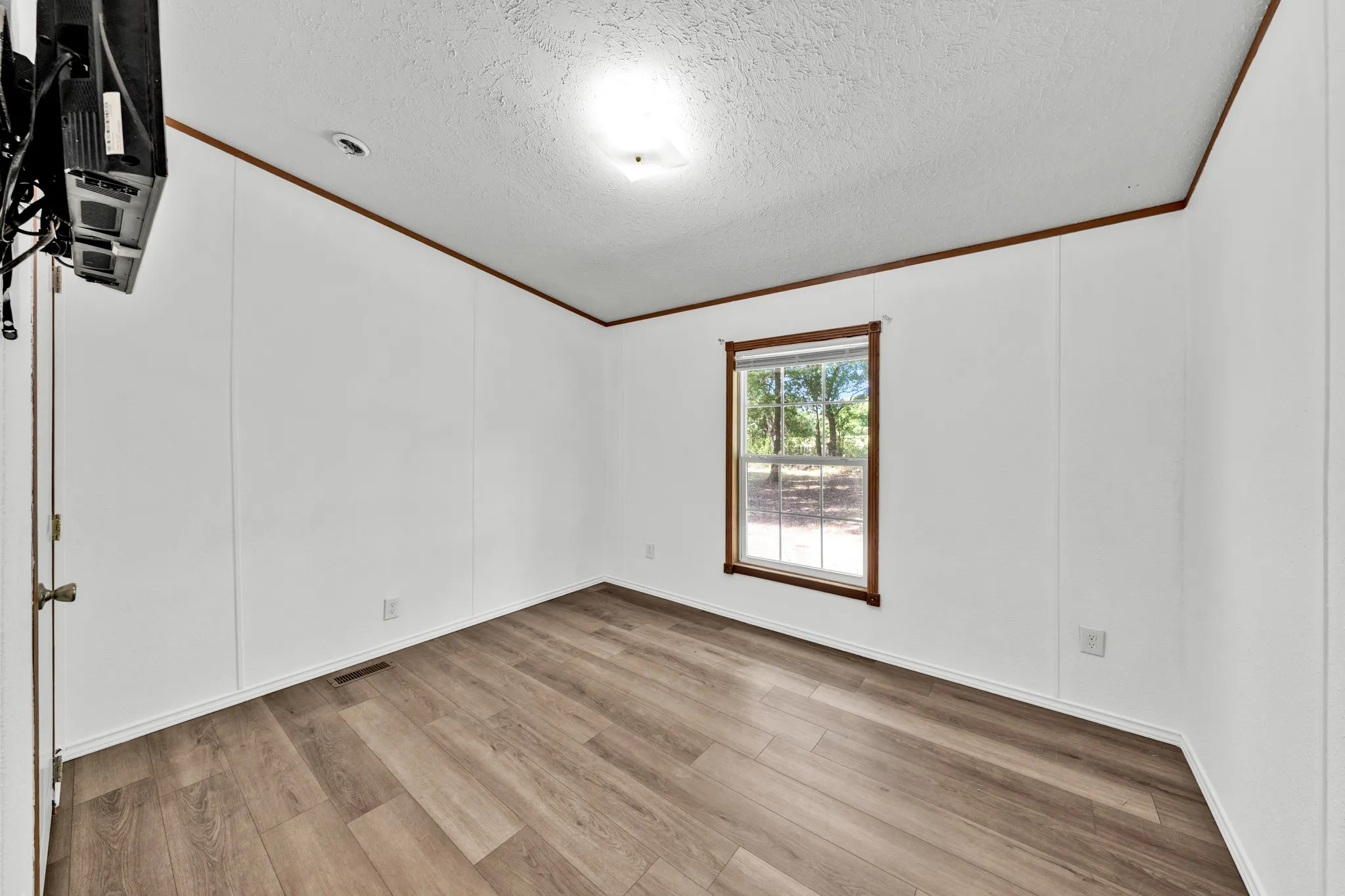 Manufactured Home For Sale in Hopkins County , 1920 Fm 2948, Como, Texas 75431, 2 Bedroom, 2 Bathroom, 1 Garage spaces, 1,144 Sqft, built in 2008, mls#21372804, Real Estate Agent in Como, Homes For Sale in Hopkins county, Homes For Sale in Como, Realtor in Como Texas, Real Estate Brokerage Independent Realty Texas, Luminita Cordes Realtor