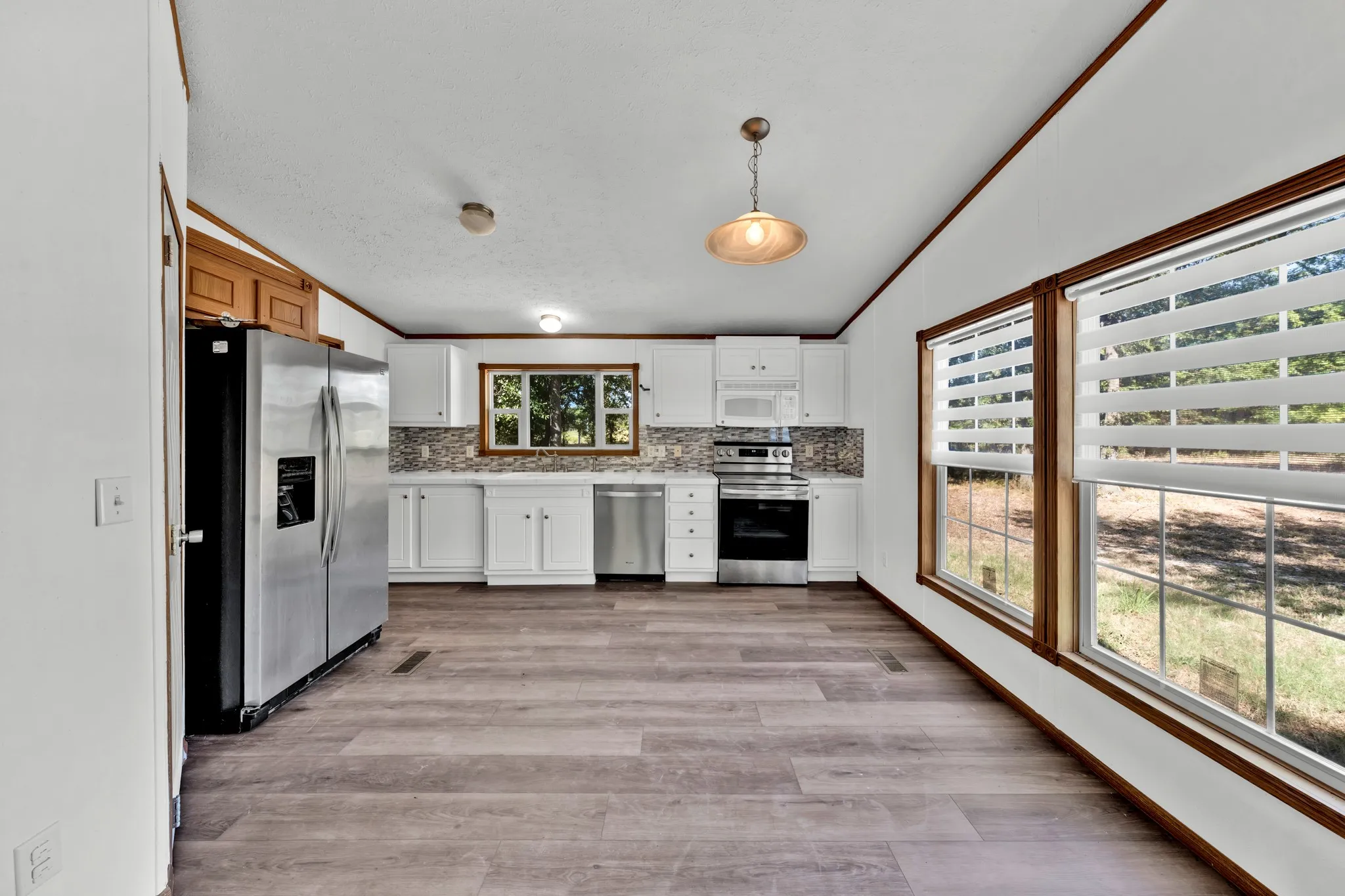 Manufactured Home For Sale in Hopkins County , 1920 Fm 2948, Como, Texas 75431, 2 Bedroom, 2 Bathroom, 1 Garage spaces, 1,144 Sqft, built in 2008, mls#21372804, Real Estate Agent in Como, Homes For Sale in Hopkins county, Homes For Sale in Como, Realtor in Como Texas, Real Estate Brokerage Independent Realty Texas, Luminita Cordes Realtor
