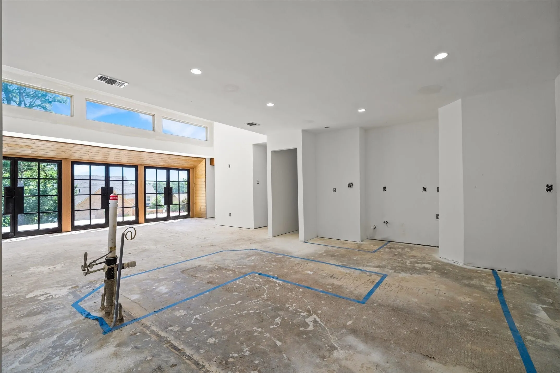 Single Family Residence For Sale in Smith County , 1428 Lakeshore, Hideaway, Texas 75771, 4 Bedroom, 4 Bathroom, 3 Garage spaces, 3,120 Sqft, built in 1976, mls#21372814, Real Estate Agent in Hideaway, Homes For Sale in Smith county, Homes For Sale in Hideaway, Realtor in Hideaway Texas, Real Estate Brokerage Independent Realty Texas, Luminita Cordes Realtor