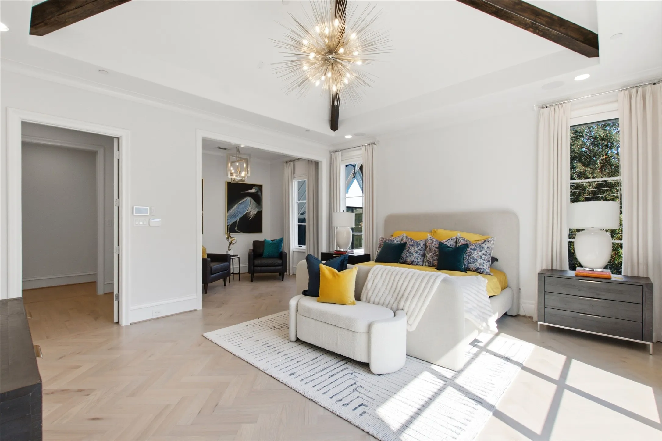 Large primary bedroom.
